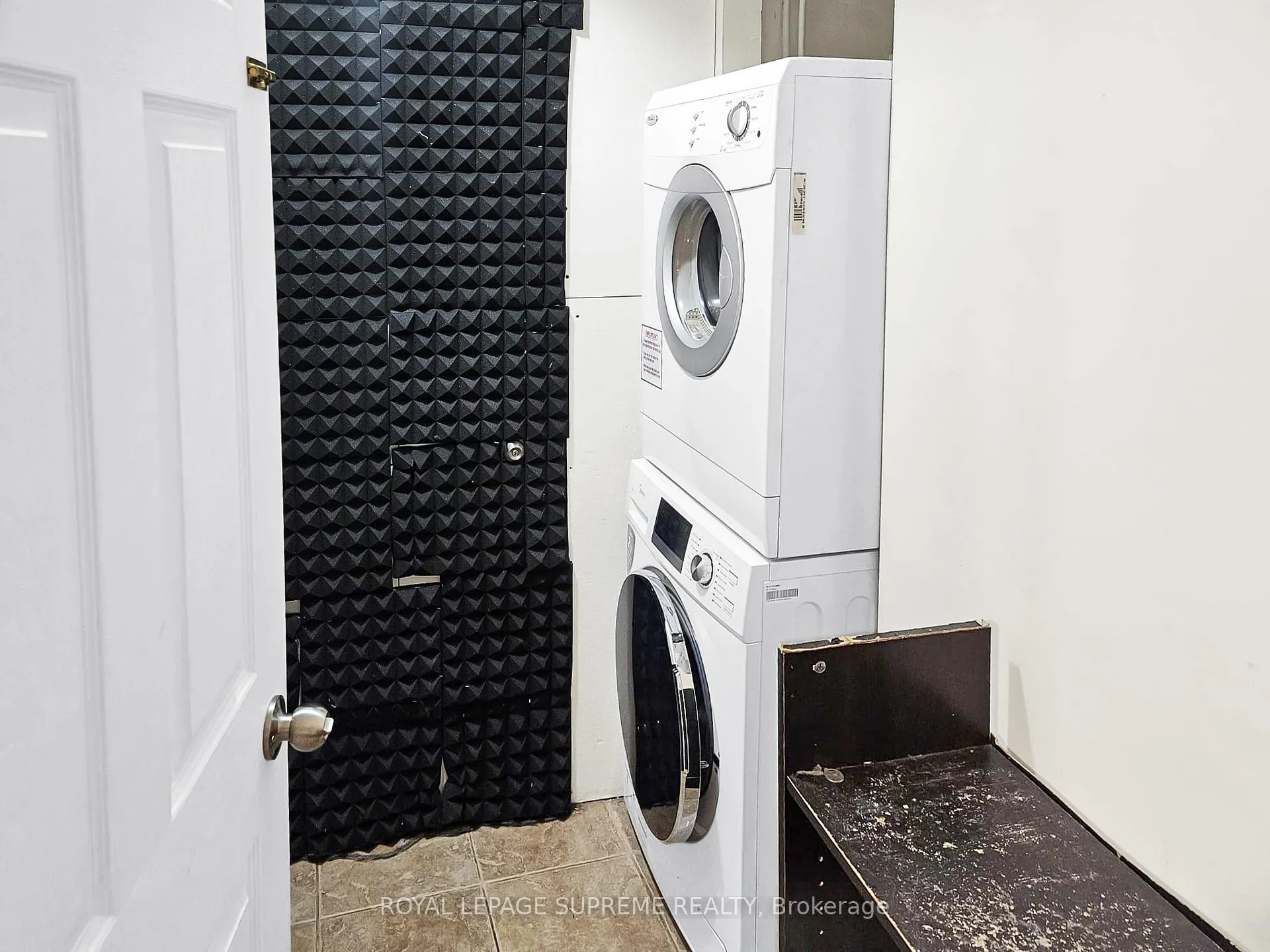 Photo 8 of Unit A, 552 Caledonia Road, Toronto, Caledonia-Fairbank — HOMEH