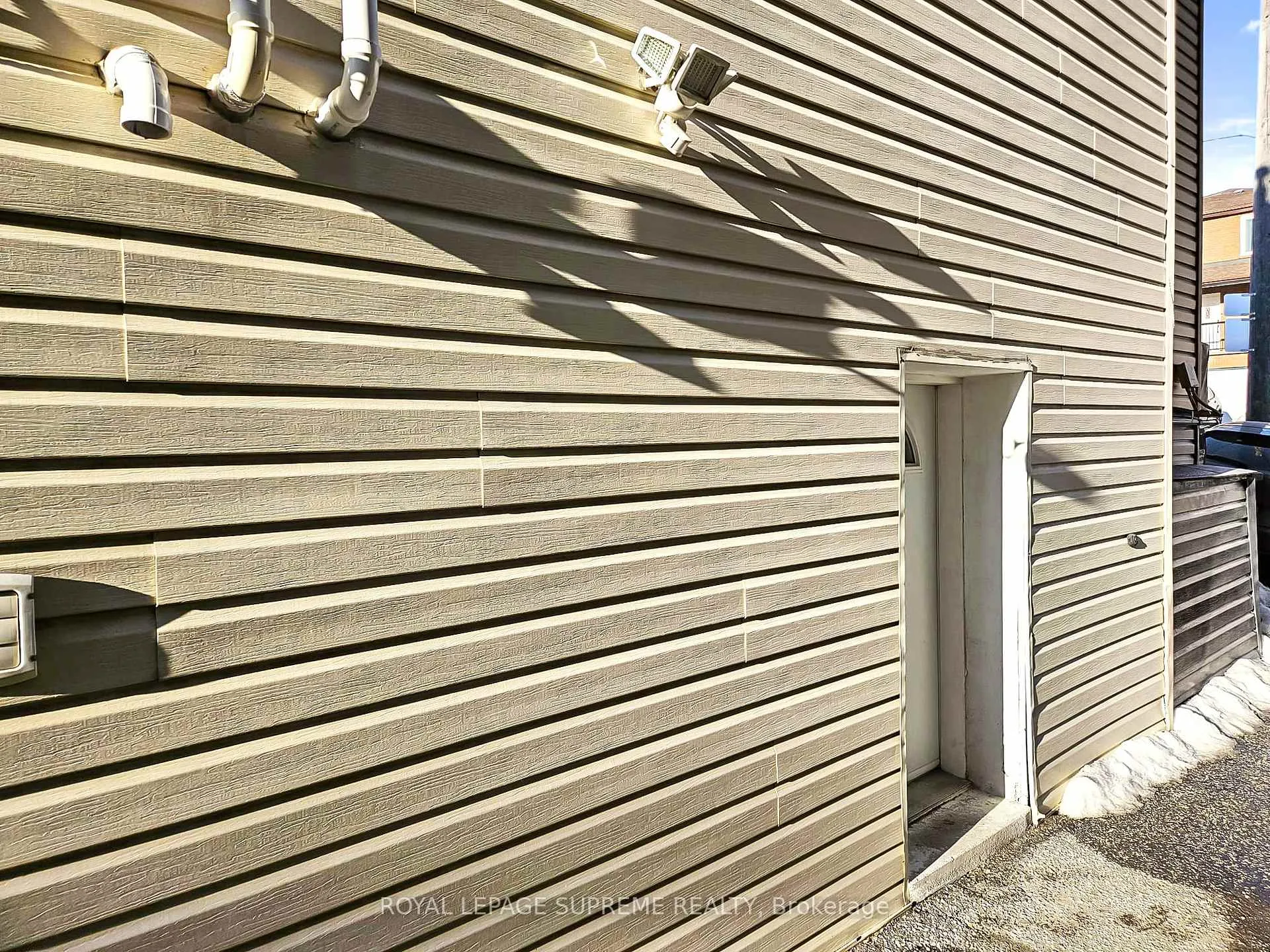 Photo 12 of Unit A, 552 Caledonia Road, Toronto, Caledonia-Fairbank — HOMEH