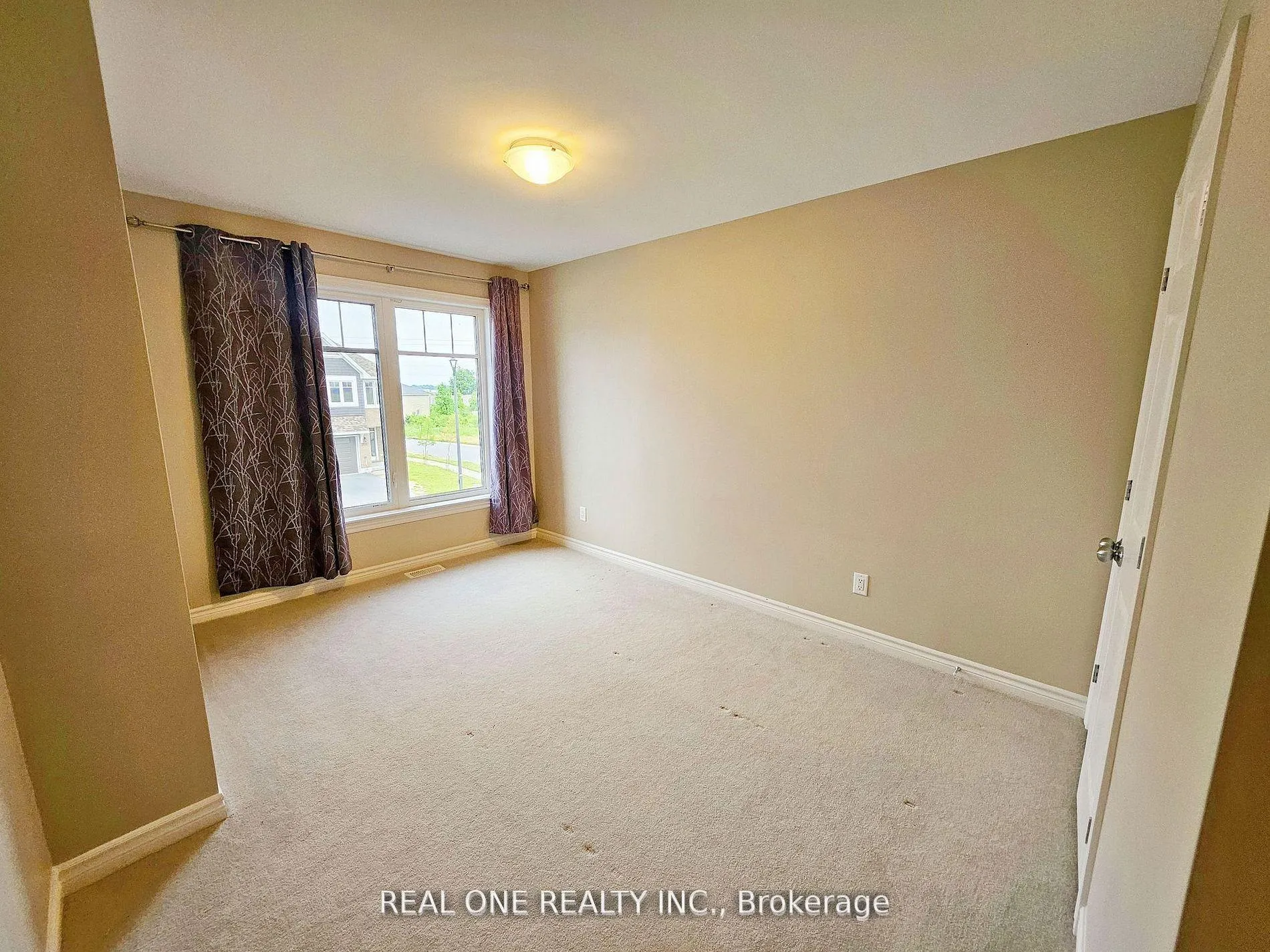 Photo 9 of 1103 Barrow Avenue, Kingston, East Gardiners Rd — HOMEH