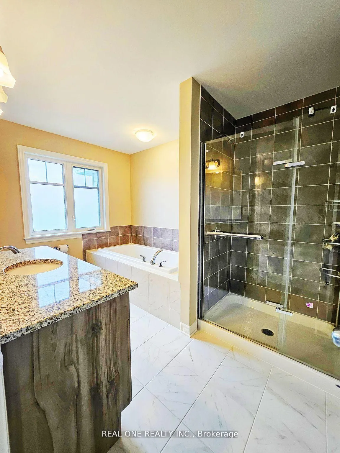 Photo 11 of 1103 Barrow Avenue, Kingston, East Gardiners Rd — HOMEH
