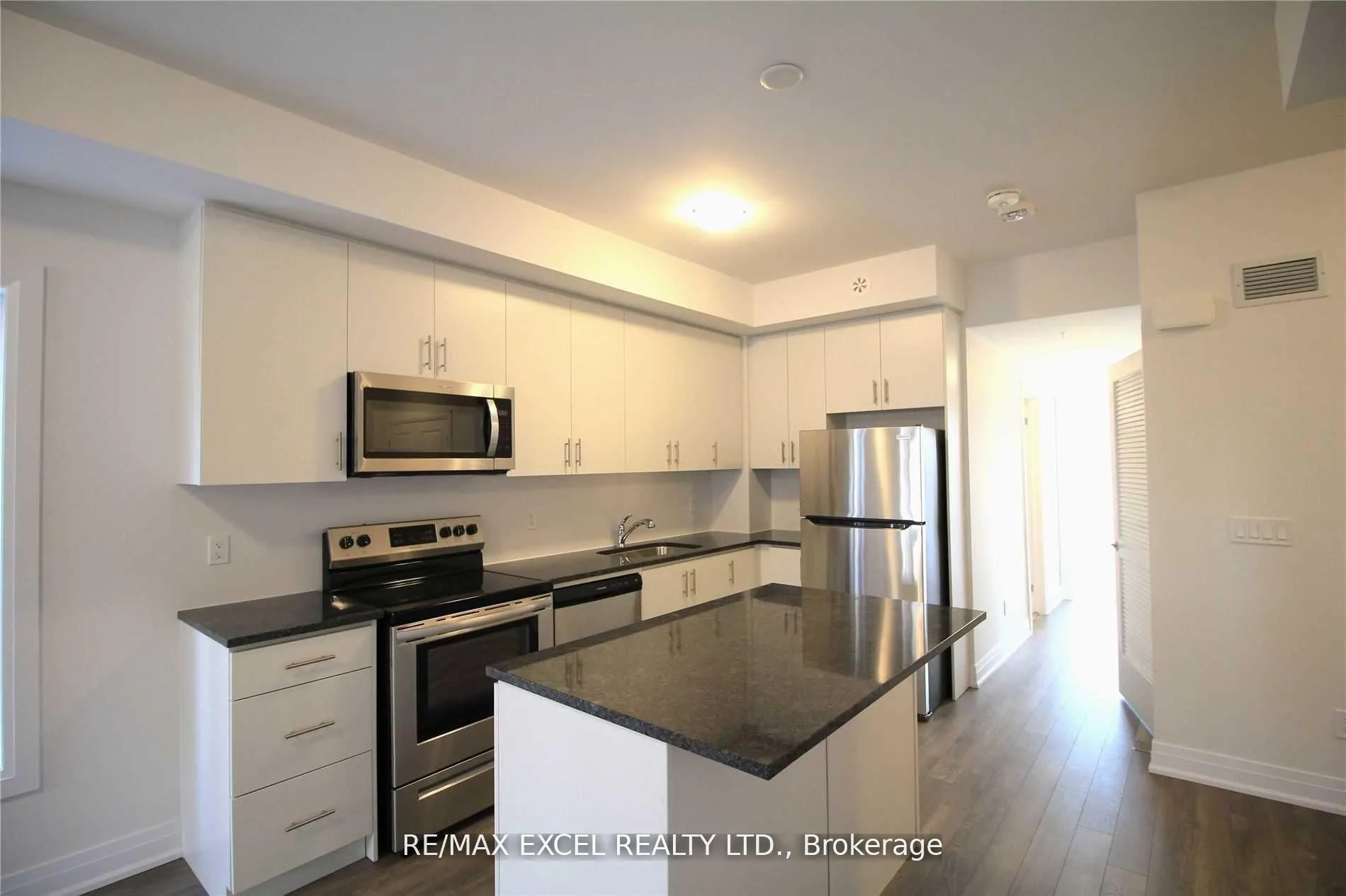 Photo 6 of Unit 708, 2635 William Jackson Drive, Pickering, Duffin Heights — HOMEH