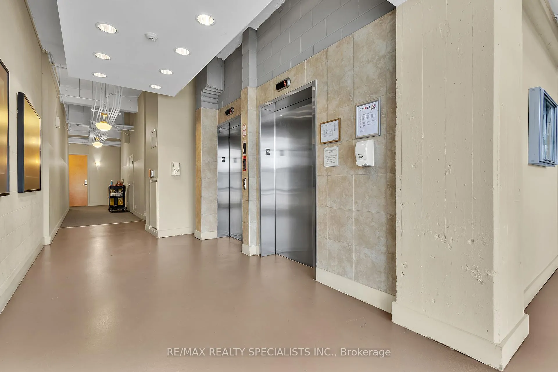Photo 5 of Unit 216, 410 King Street W, Kitchener — HOMEH