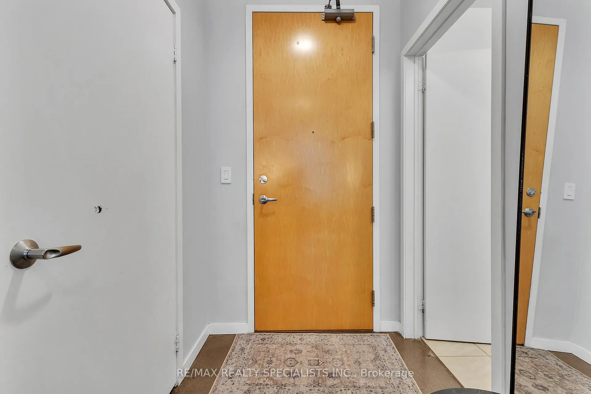 Photo 10 of Unit 216, 410 King Street W, Kitchener — HOMEH