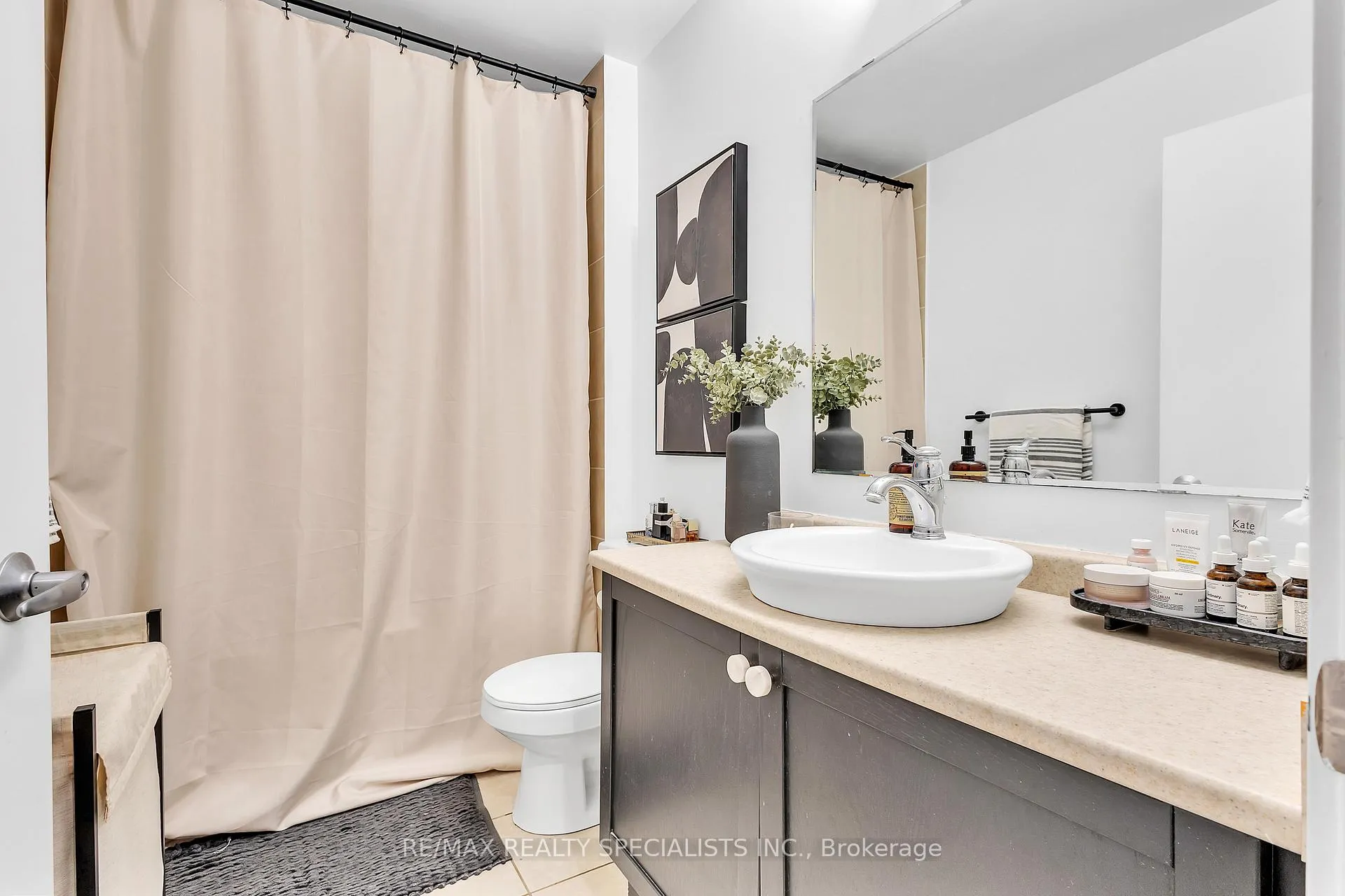 Photo 11 of Unit 216, 410 King Street W, Kitchener — HOMEH
