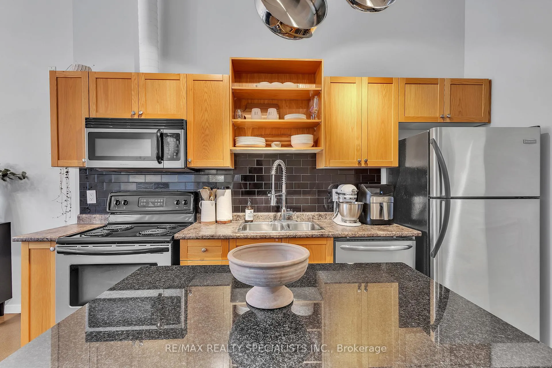 Photo 16 of Unit 216, 410 King Street W, Kitchener — HOMEH