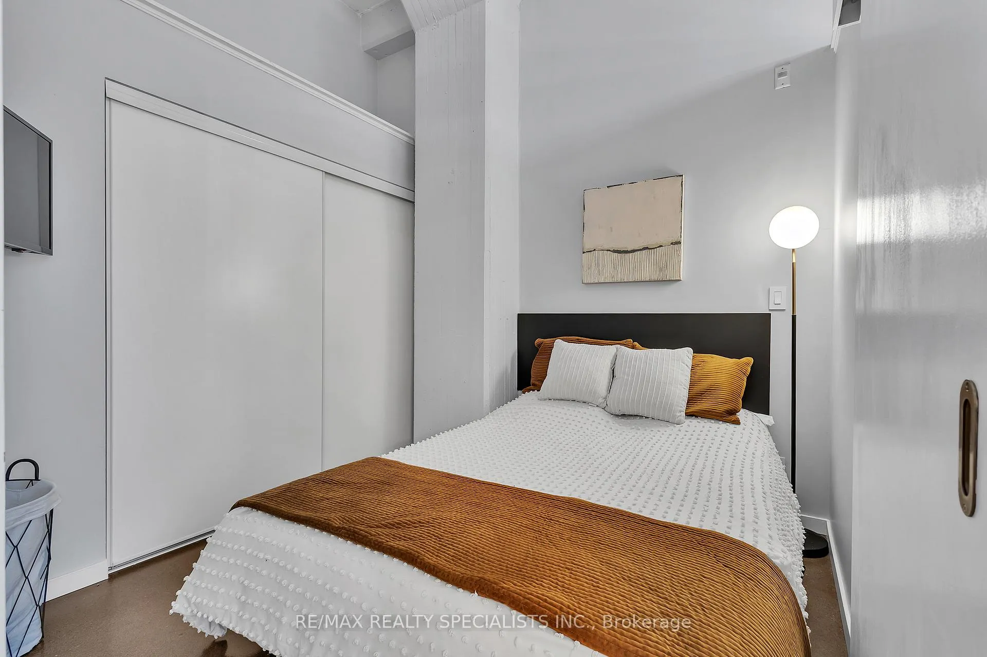 Photo 24 of Unit 216, 410 King Street W, Kitchener — HOMEH
