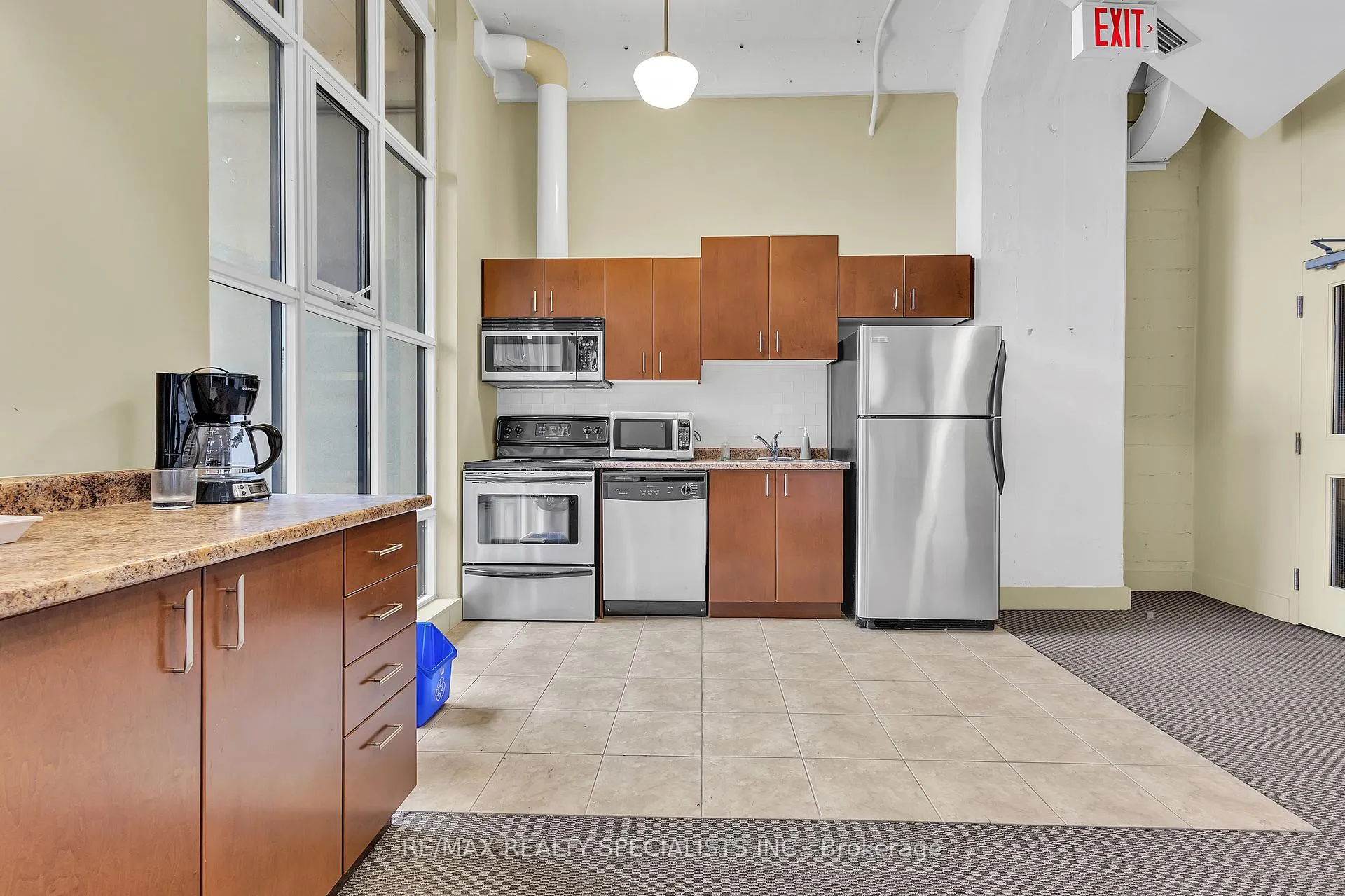 Photo 27 of Unit 216, 410 King Street W, Kitchener — HOMEH