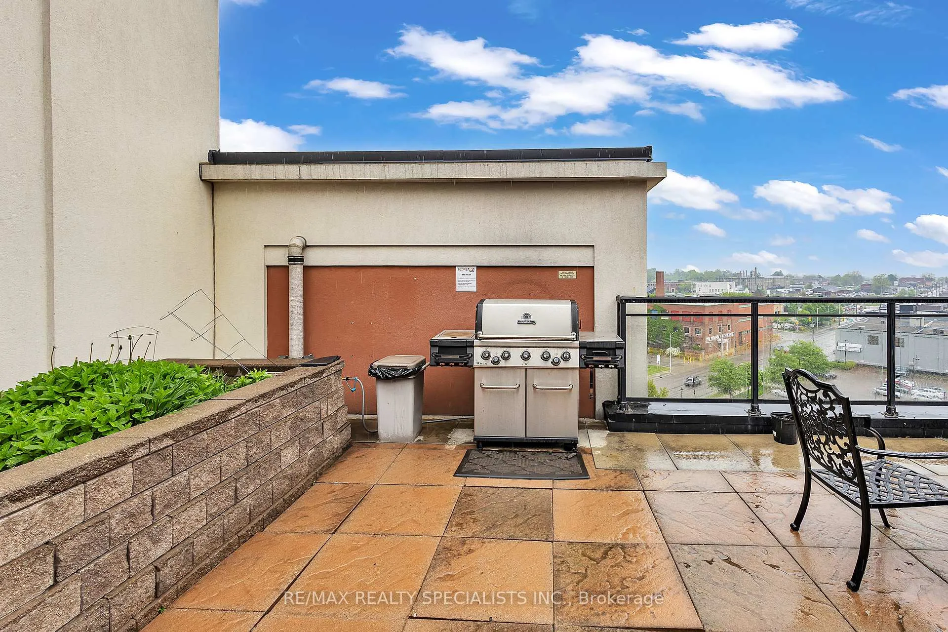 Photo 32 of Unit 216, 410 King Street W, Kitchener — HOMEH