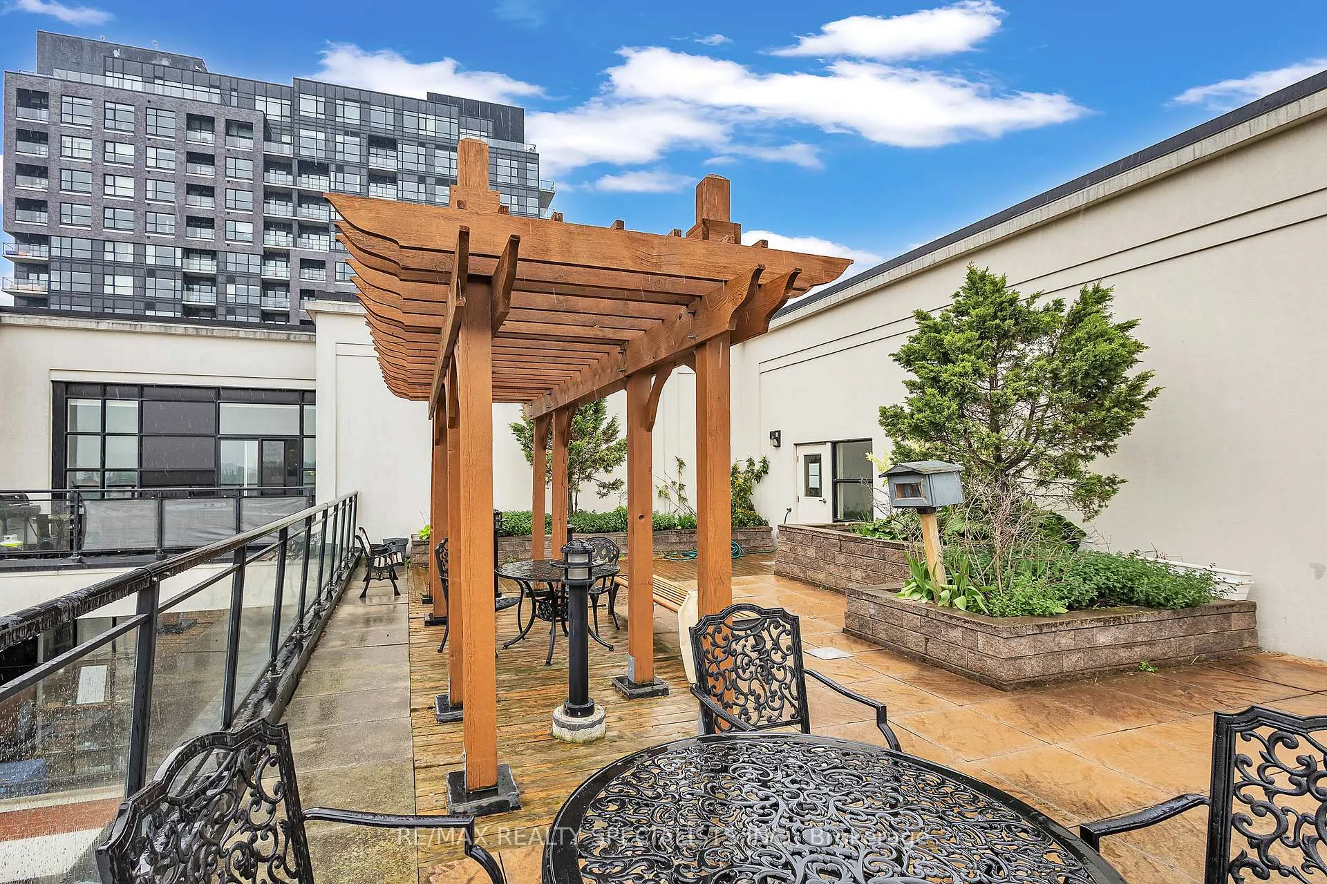 Photo 34 of Unit 216, 410 King Street W, Kitchener — HOMEH