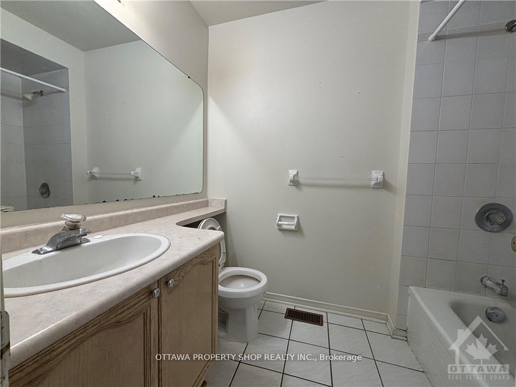 Photo 17 of 5 Maurya Court, Ottawa, Hunt Club Park — HOMEH