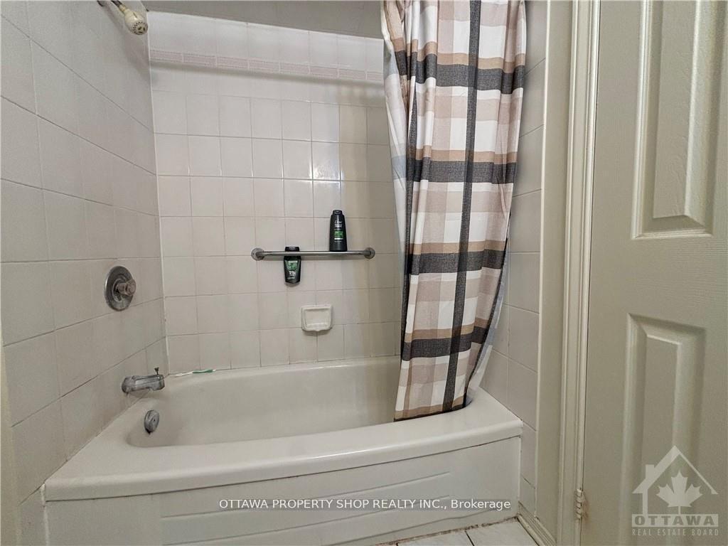 Photo 18 of 5 Maurya Court, Ottawa, Hunt Club Park — HOMEH
