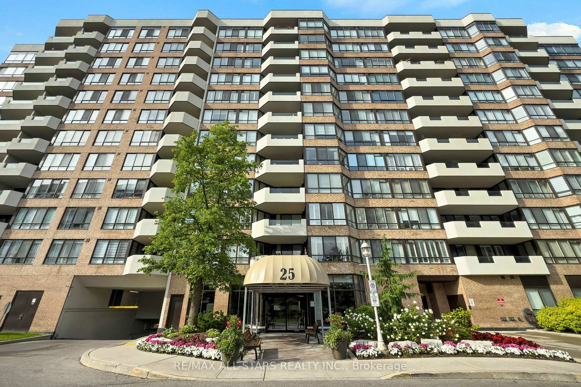 Photo 1 of Unit 218, 25 Austin Drive, Markham, Markville — HOMEH