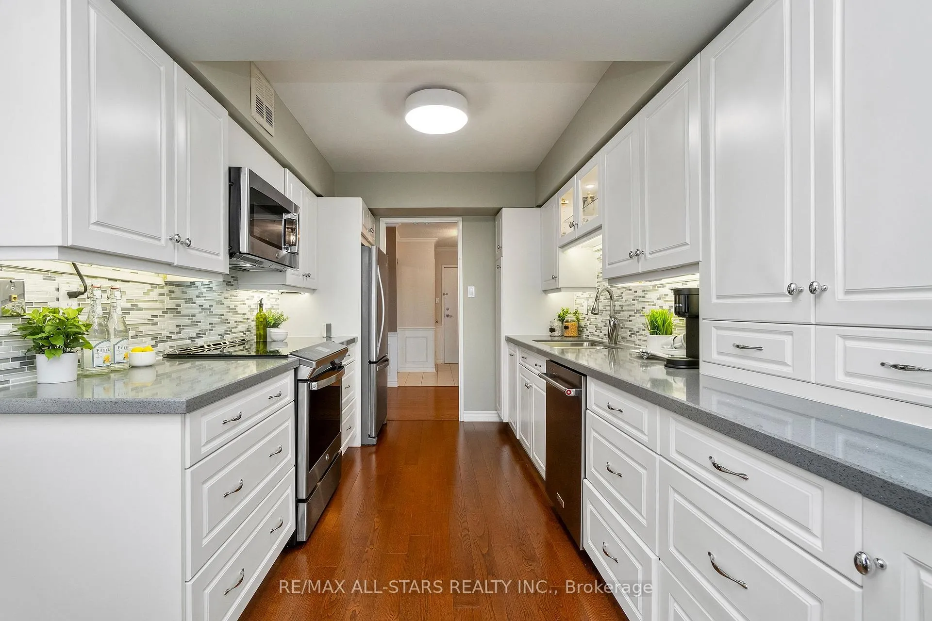 Photo 7 of Unit 218, 25 Austin Drive, Markham, Markville — HOMEH