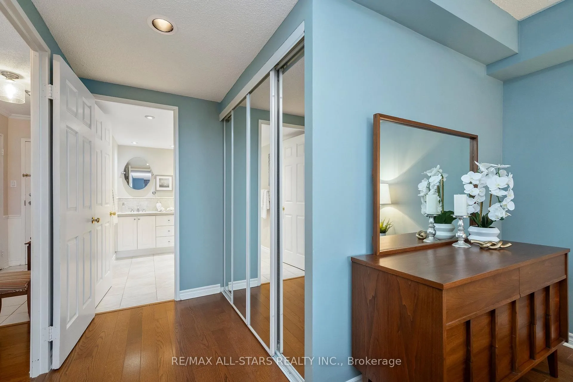 Photo 26 of Unit 218, 25 Austin Drive, Markham, Markville — HOMEH