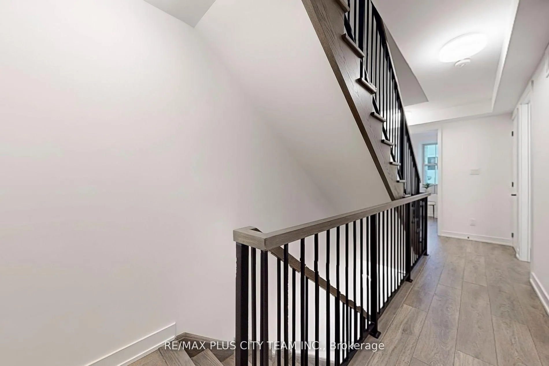 Photo 16 of 118 Peter Street, Toronto, Waterfront Communities — HOMEH