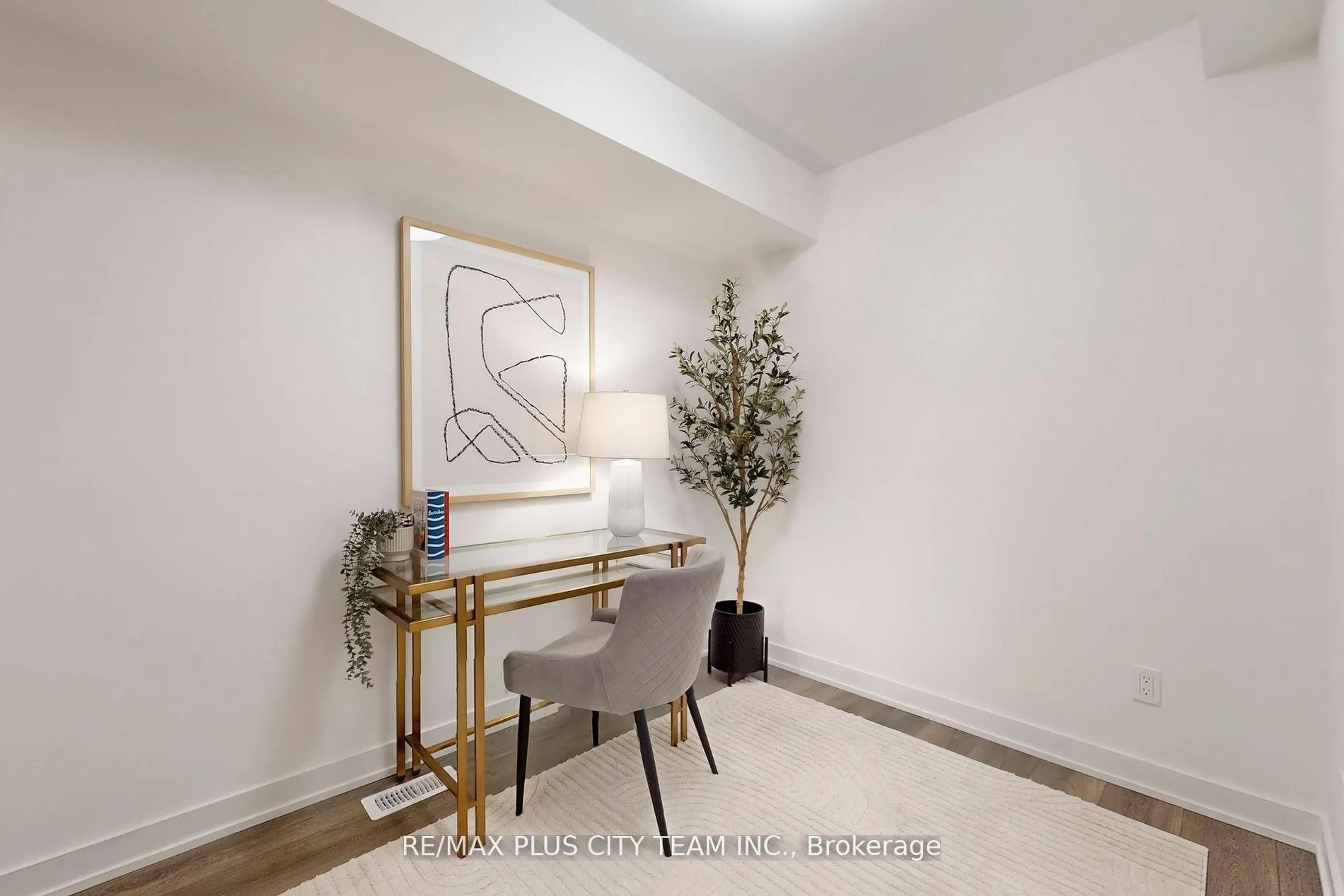 Photo 19 of 118 Peter Street, Toronto, Waterfront Communities — HOMEH