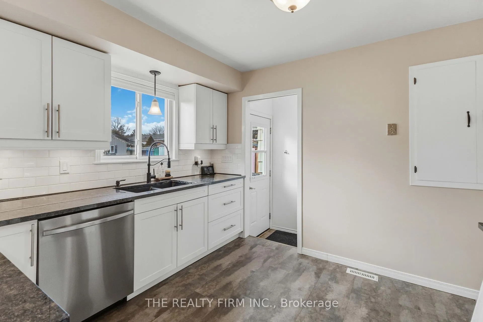 Photo 14 of 180 Rutherford Avenue, Aylmer — HOMEH
