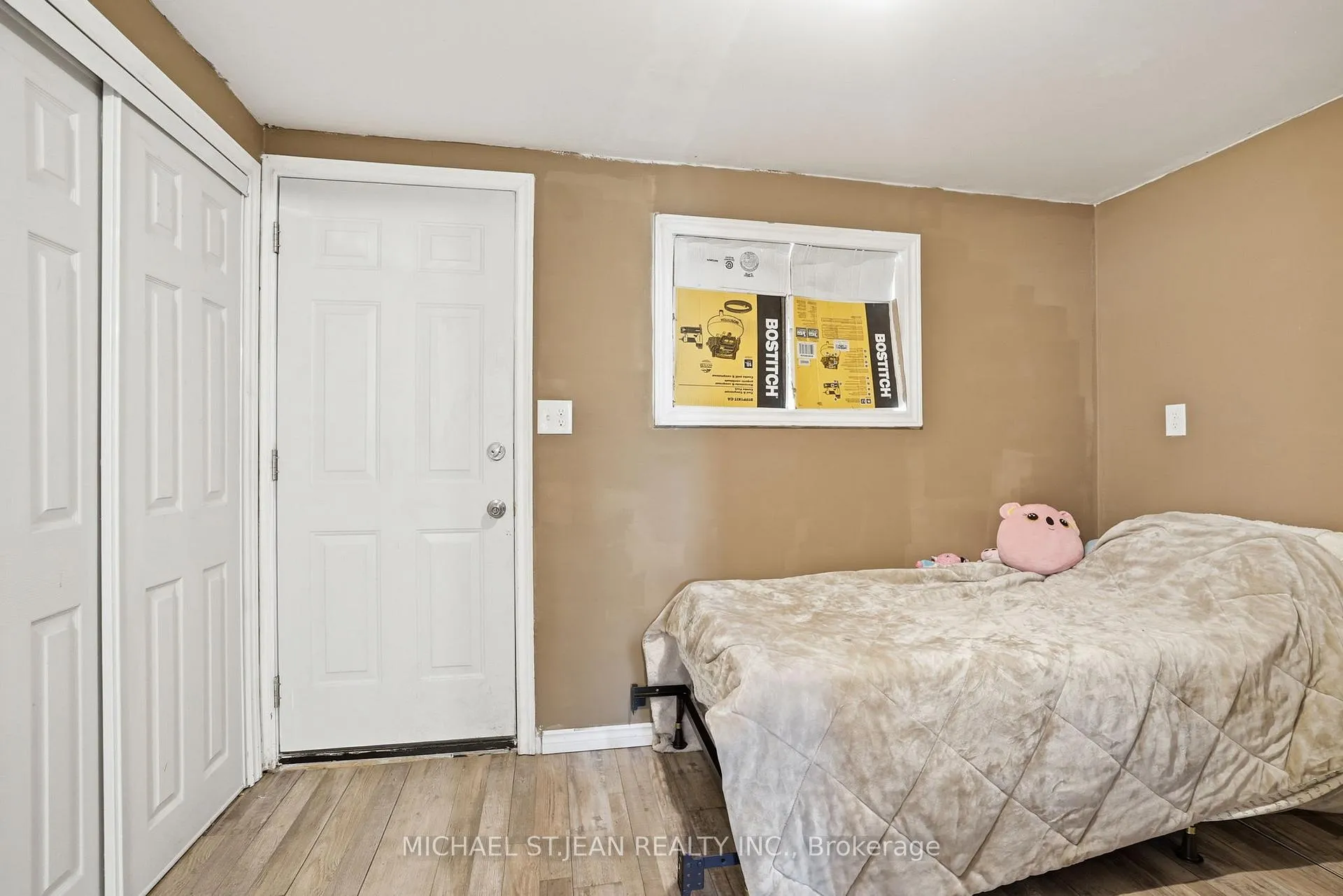 Photo 11 of 61 Graham Avenue N, Hamilton, Crown Point — HOMEH