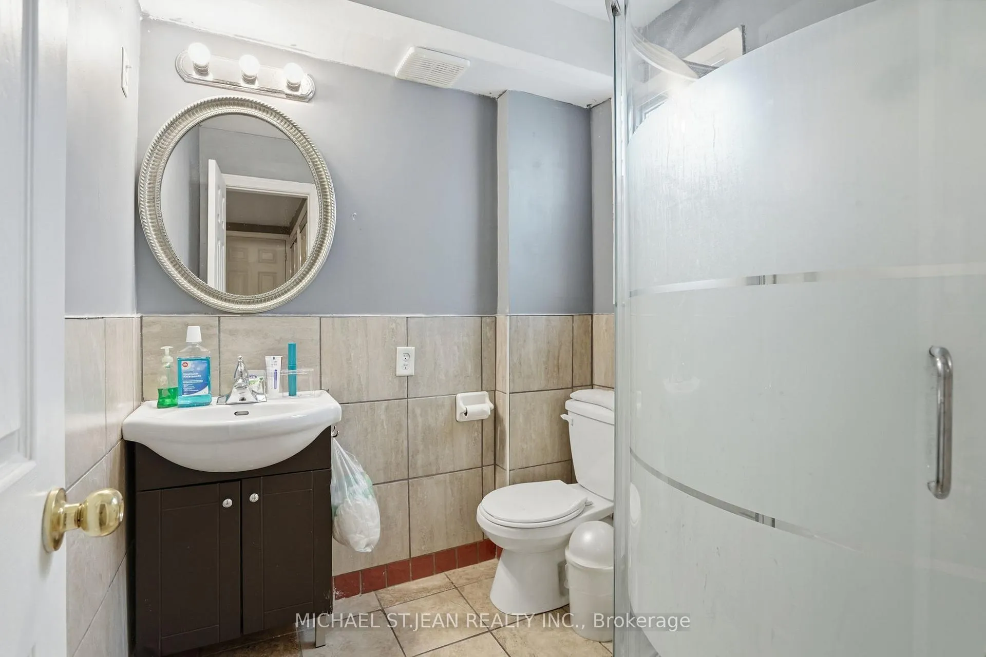 Photo 14 of 61 Graham Avenue N, Hamilton, Crown Point — HOMEH