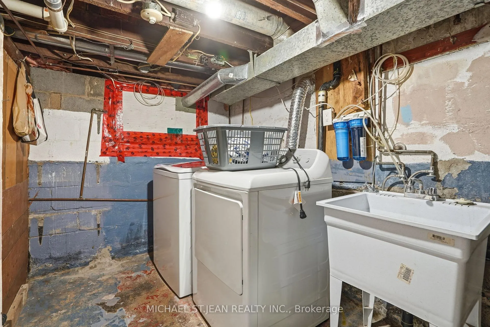 Photo 23 of 61 Graham Avenue N, Hamilton, Crown Point — HOMEH