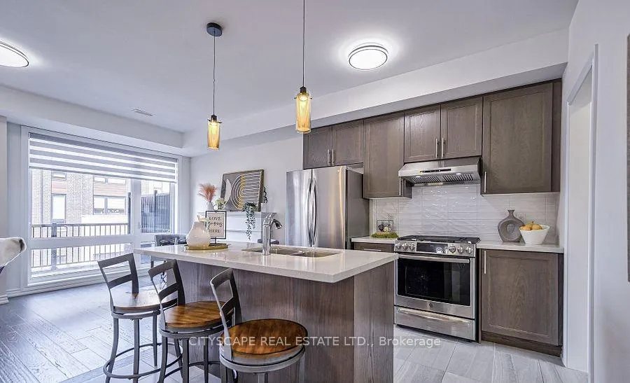 Photo 2 of 20 Fred Wolstenholme Drive, Markham, Victoria Square — HOMEH
