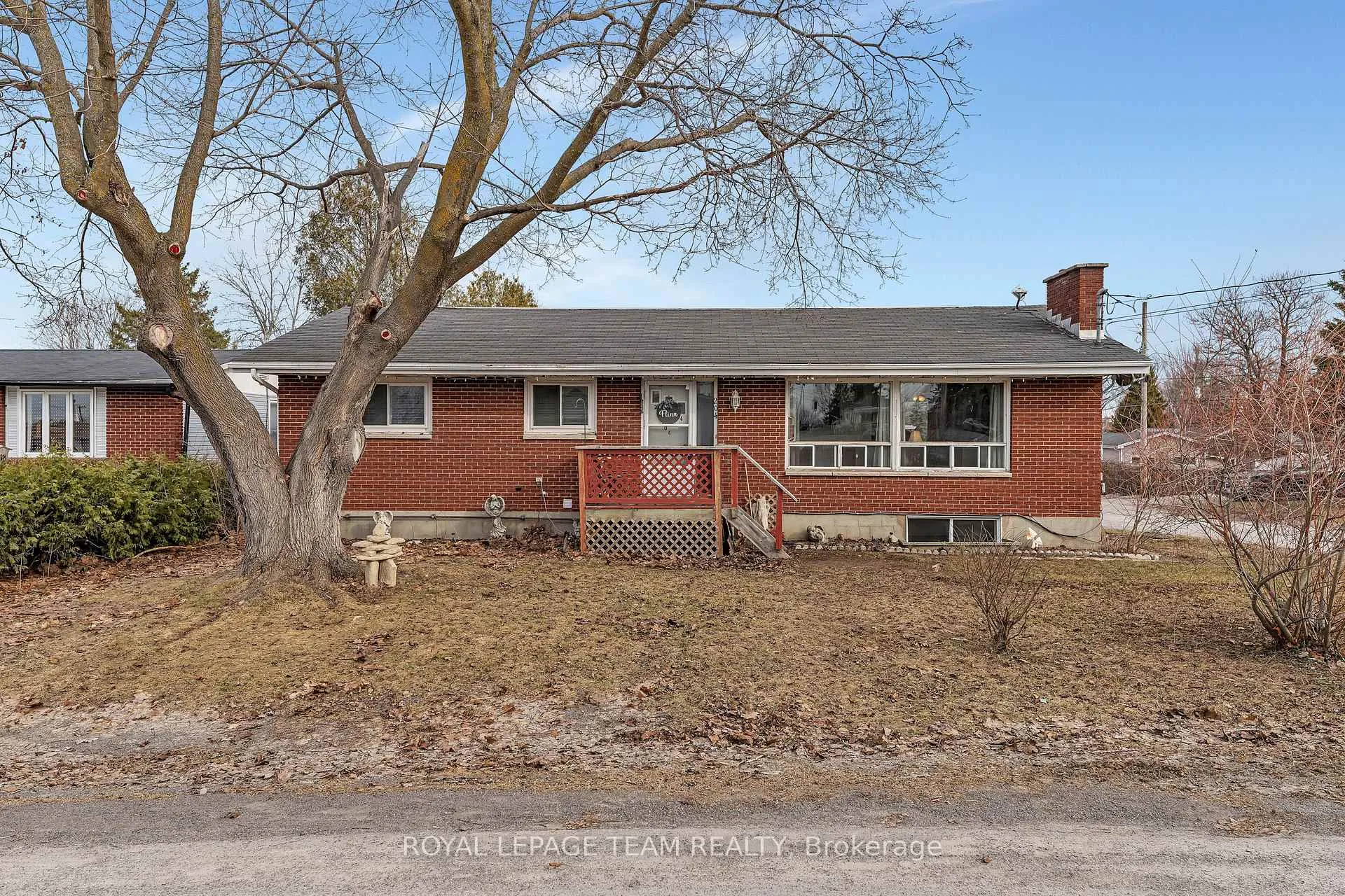 Front of 204 Georgiana Street