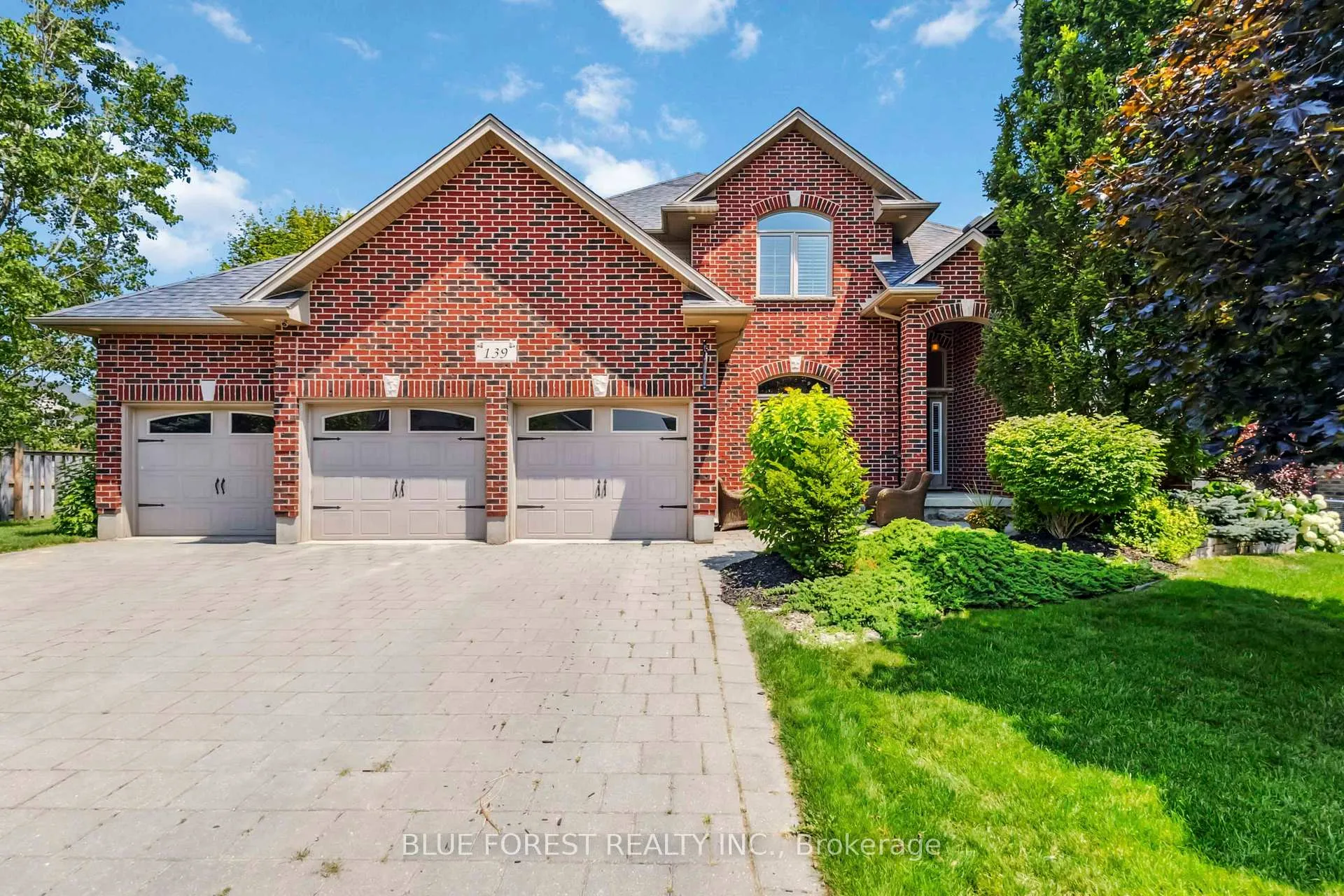 Photo 2 of 139 Prince Street, Middlesex Centre, Komoka — HOMEH
