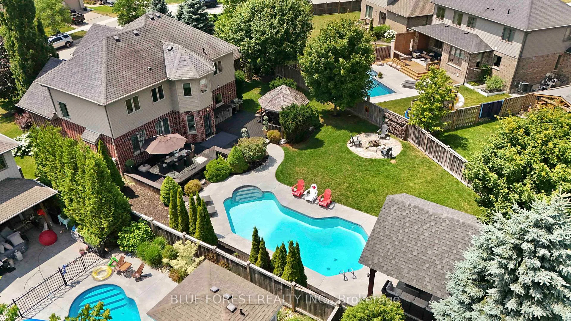 Photo 4 of 139 Prince Street, Middlesex Centre, Komoka — HOMEH