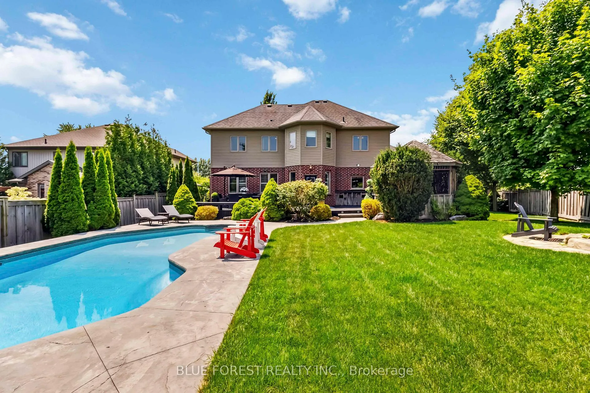 Photo 18 of 139 Prince Street, Middlesex Centre, Komoka — HOMEH