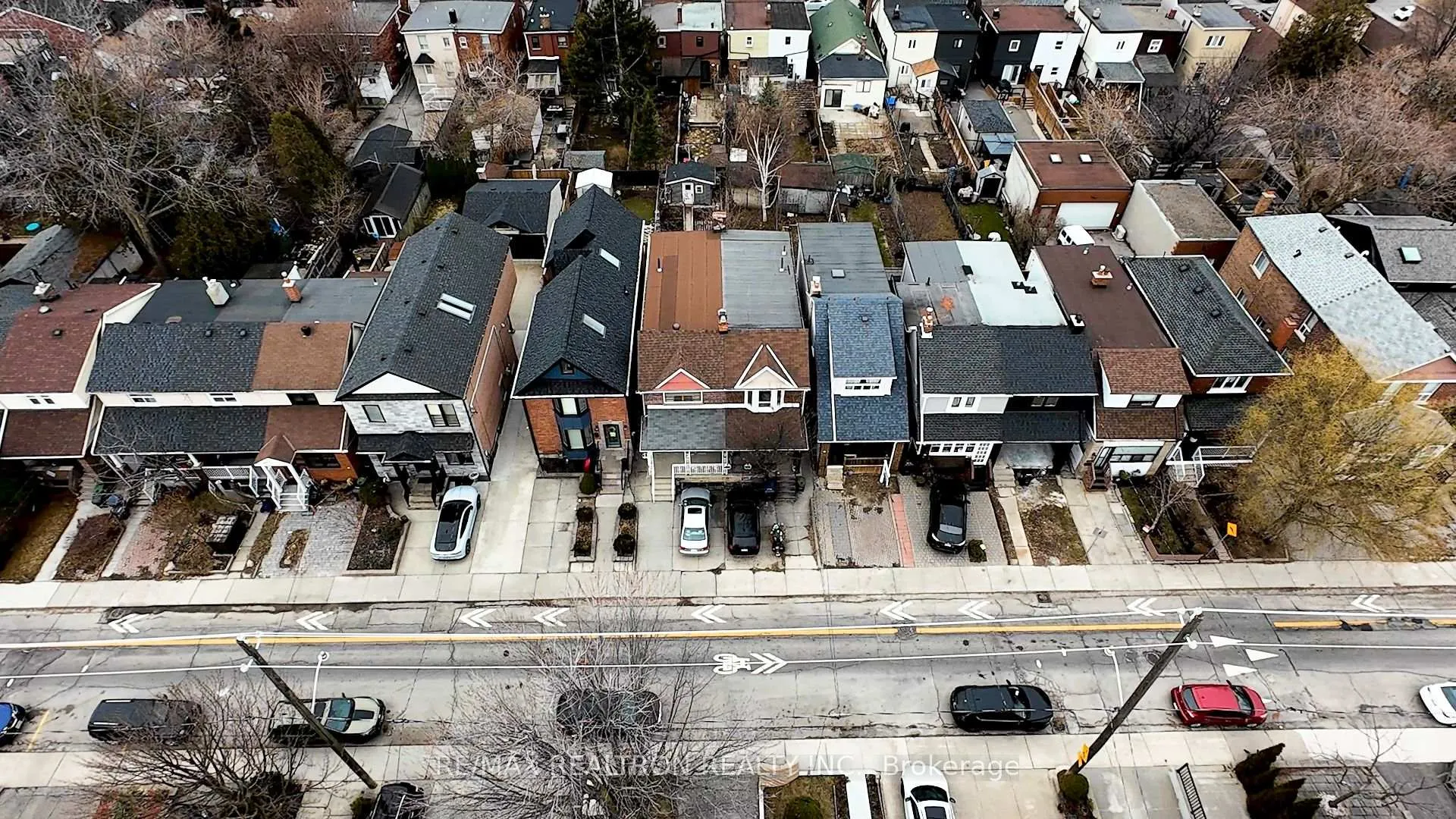 Photo 24 of 156 Silverthorn Avenue, Toronto, Weston-Pellam Park — HOMEH