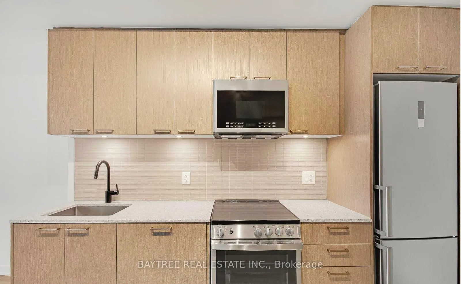 Front of Unit 510, 1808 St Clair Avenue W