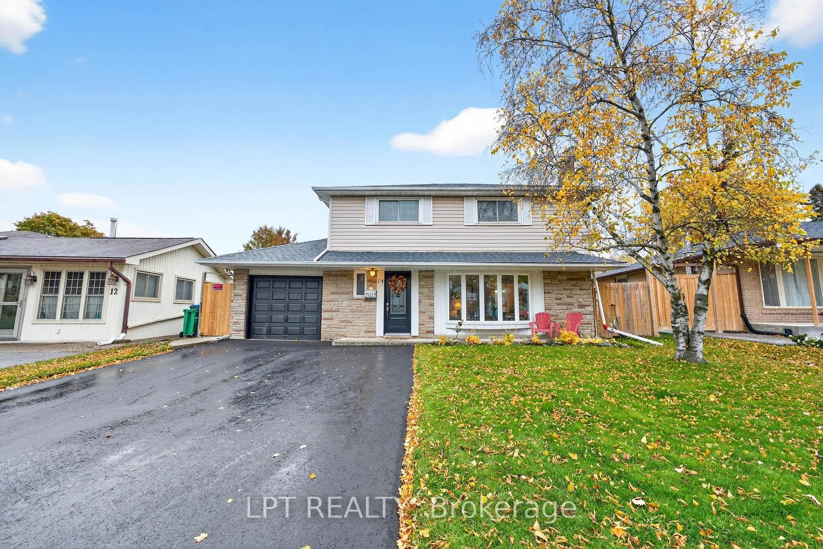 Photo 2 of 14 Caledon Crescent, Brampton, Brampton East — HOMEH