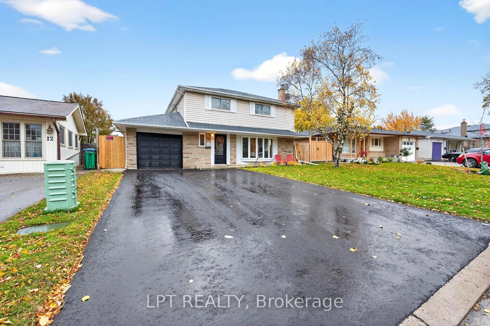 Photo 4 of 14 Caledon Crescent, Brampton, Brampton East — HOMEH