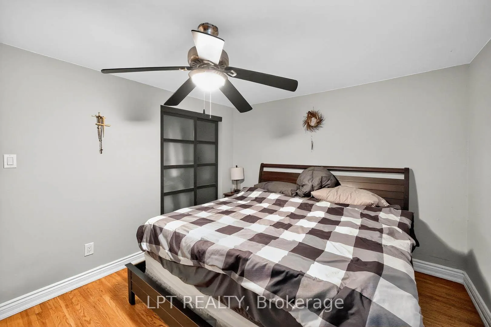 Photo 21 of 14 Caledon Crescent, Brampton, Brampton East — HOMEH