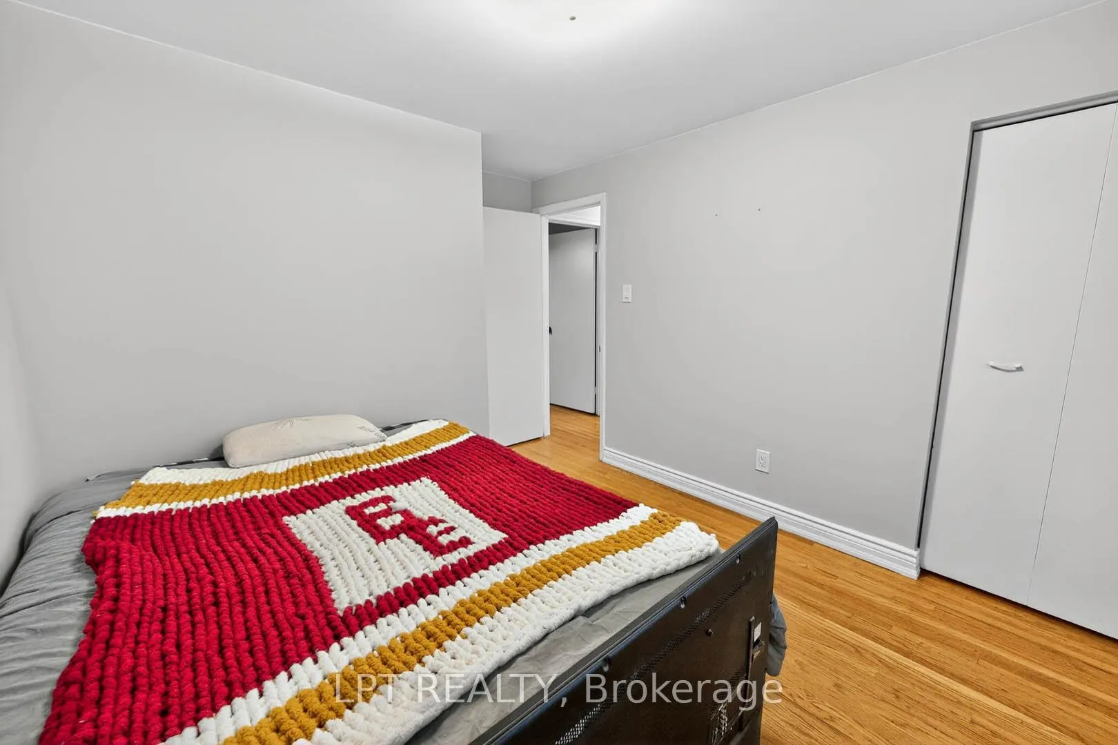 Photo 23 of 14 Caledon Crescent, Brampton, Brampton East — HOMEH