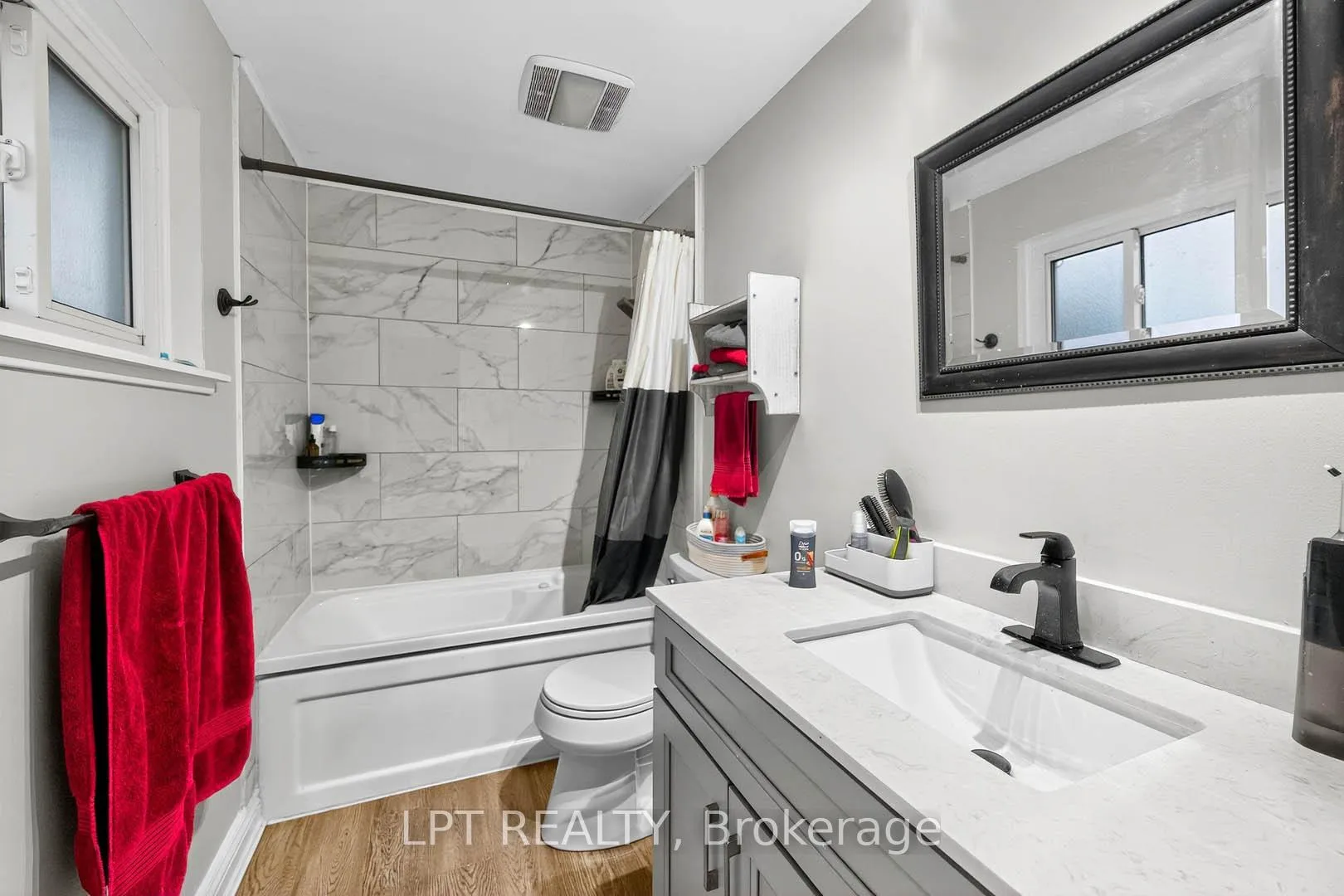 Photo 28 of 14 Caledon Crescent, Brampton, Brampton East — HOMEH