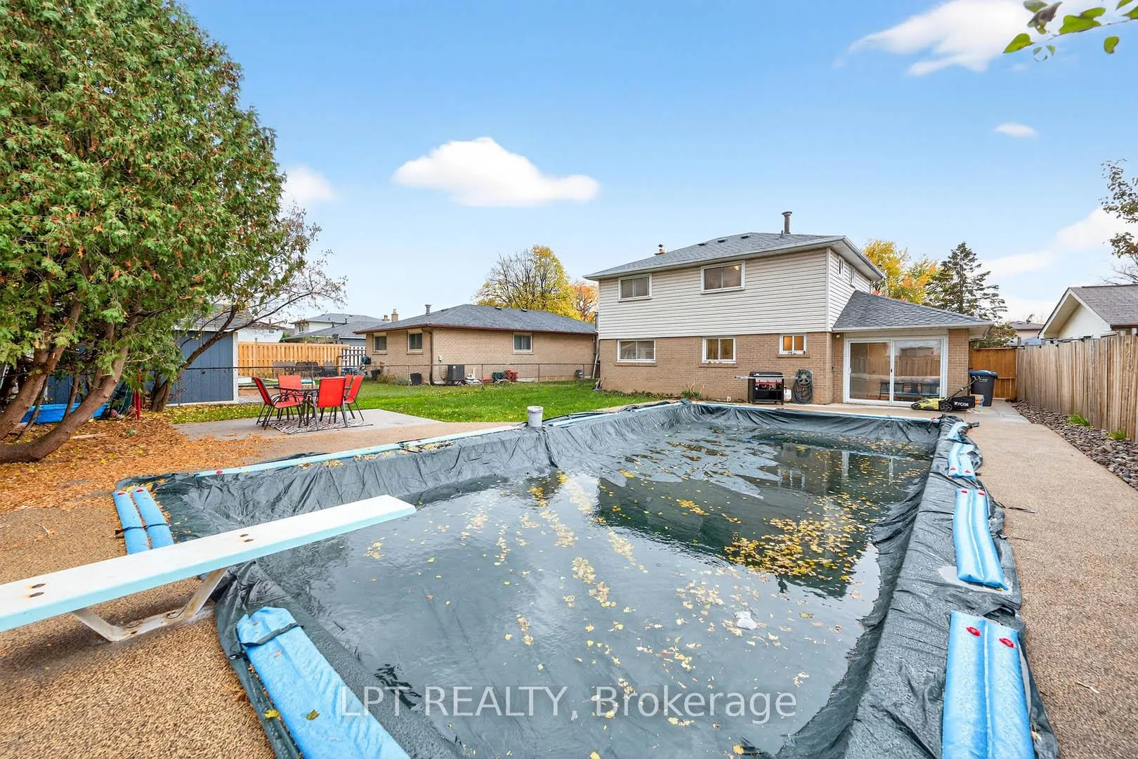 Photo 35 of 14 Caledon Crescent, Brampton, Brampton East — HOMEH