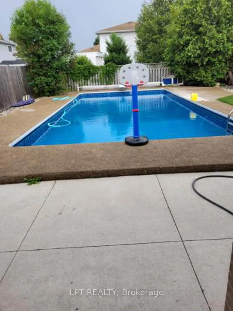Photo 38 of 14 Caledon Crescent, Brampton, Brampton East — HOMEH