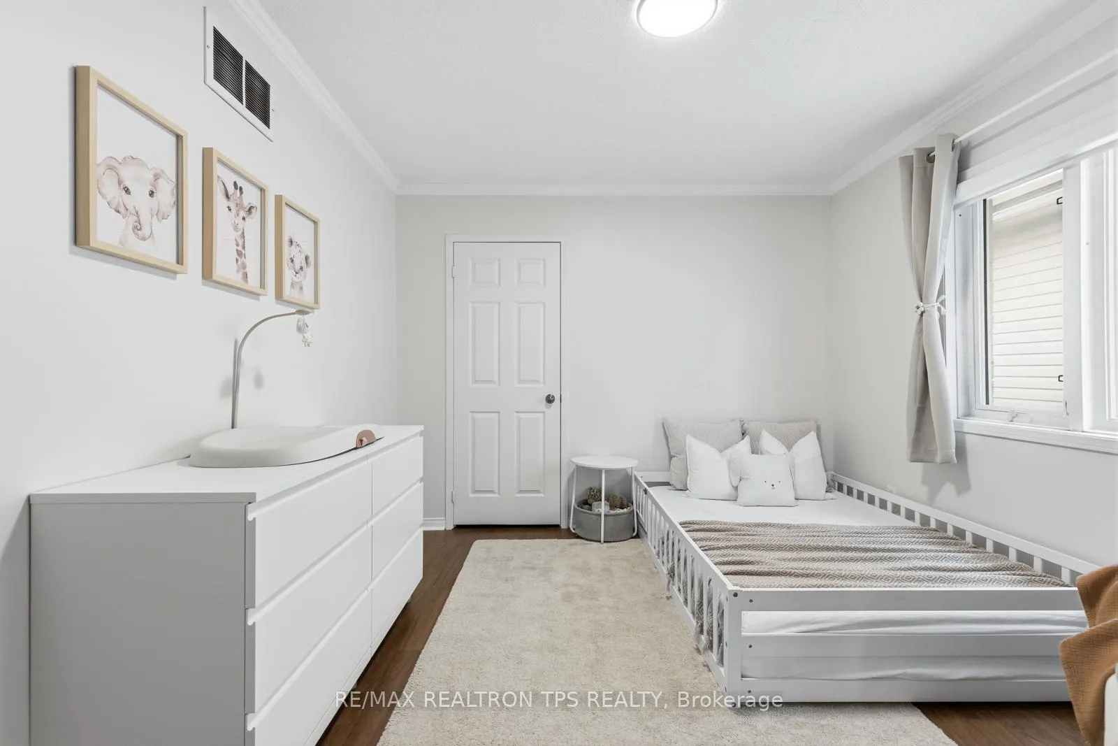 Photo 22 of 50 Crough Street, Clarington, Bowmanville — HOMEH