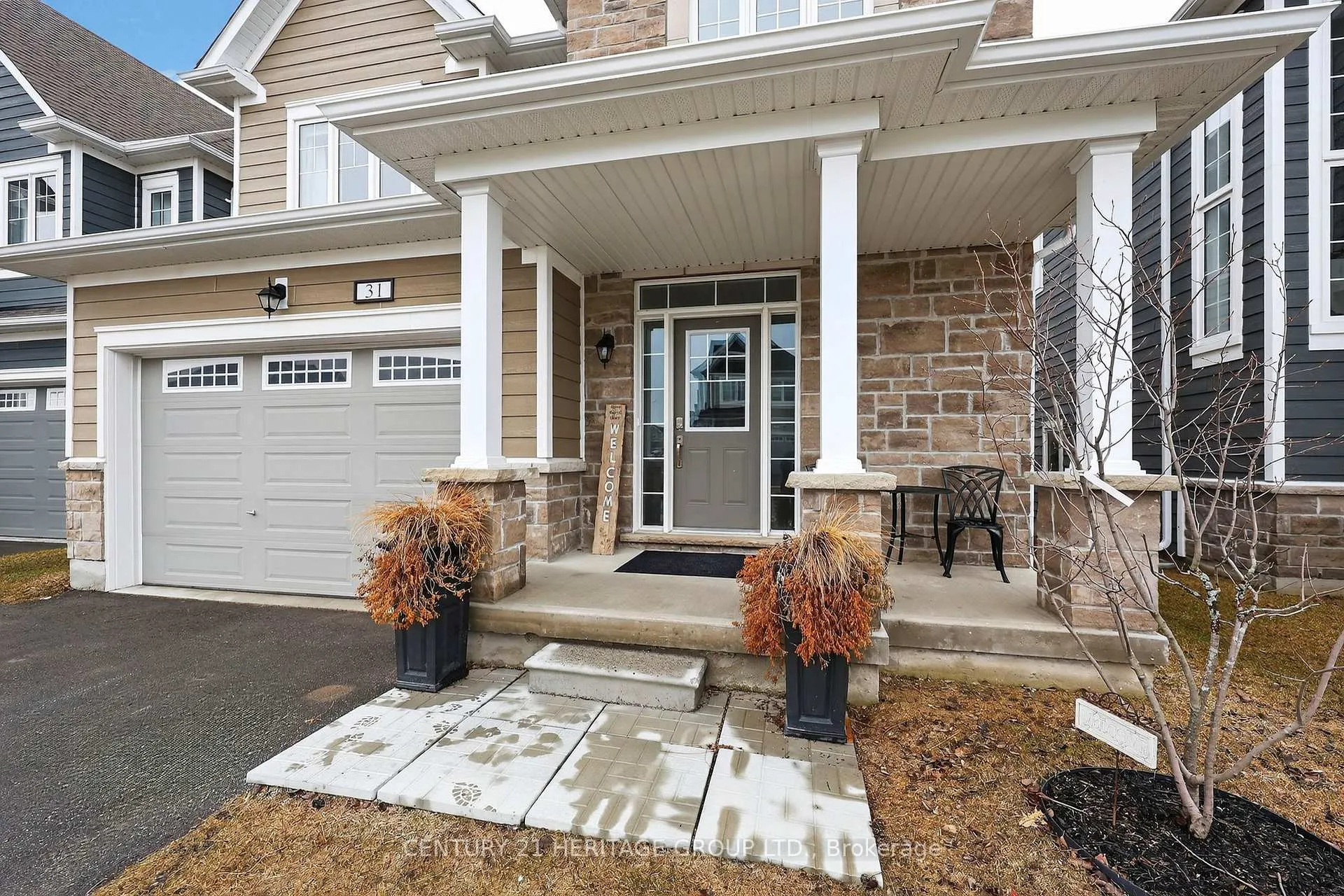 Photo 2 of 31 Abby Drive, Wasaga Beach — HOMEH