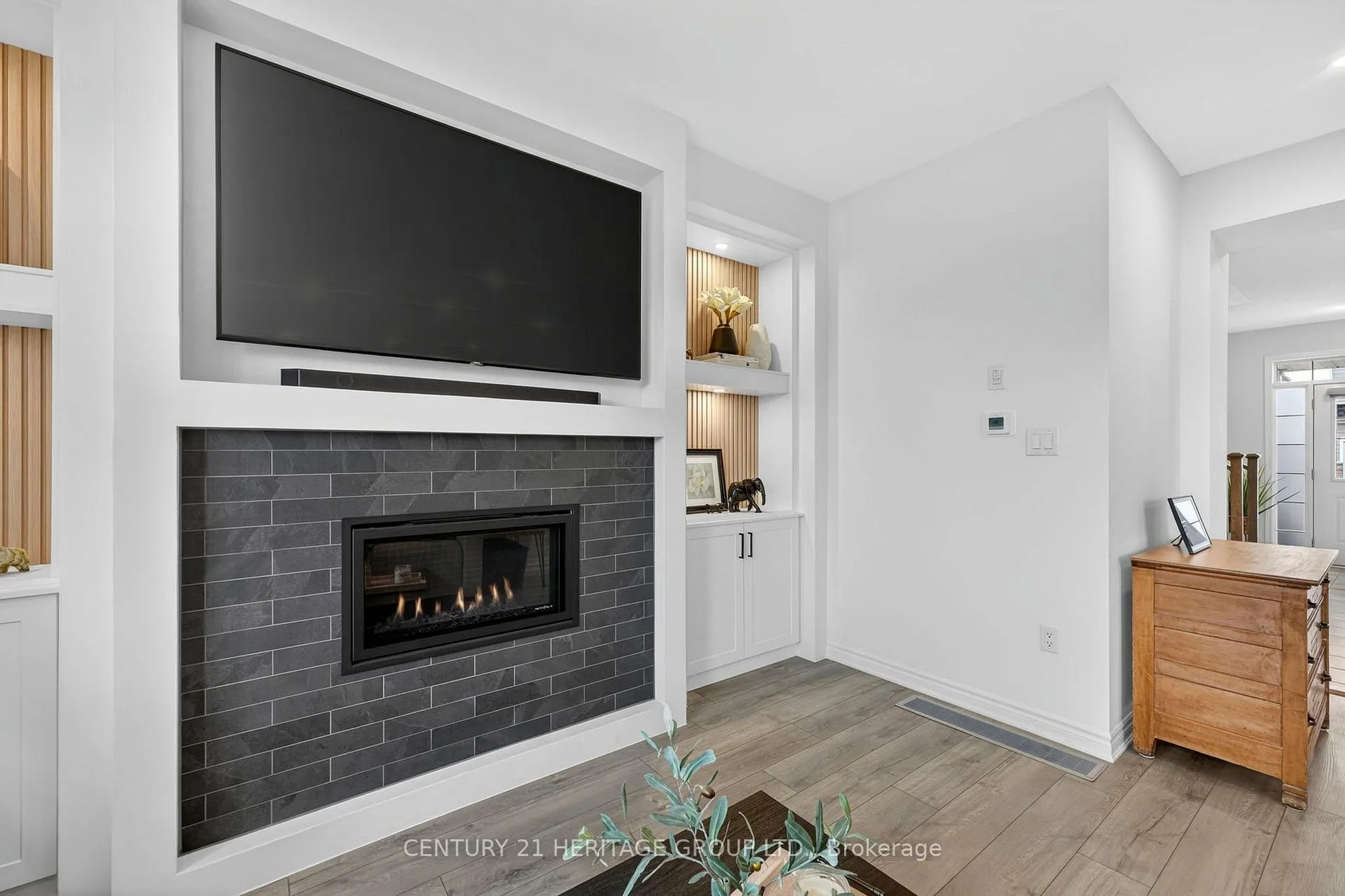 Photo 6 of 31 Abby Drive, Wasaga Beach — HOMEH