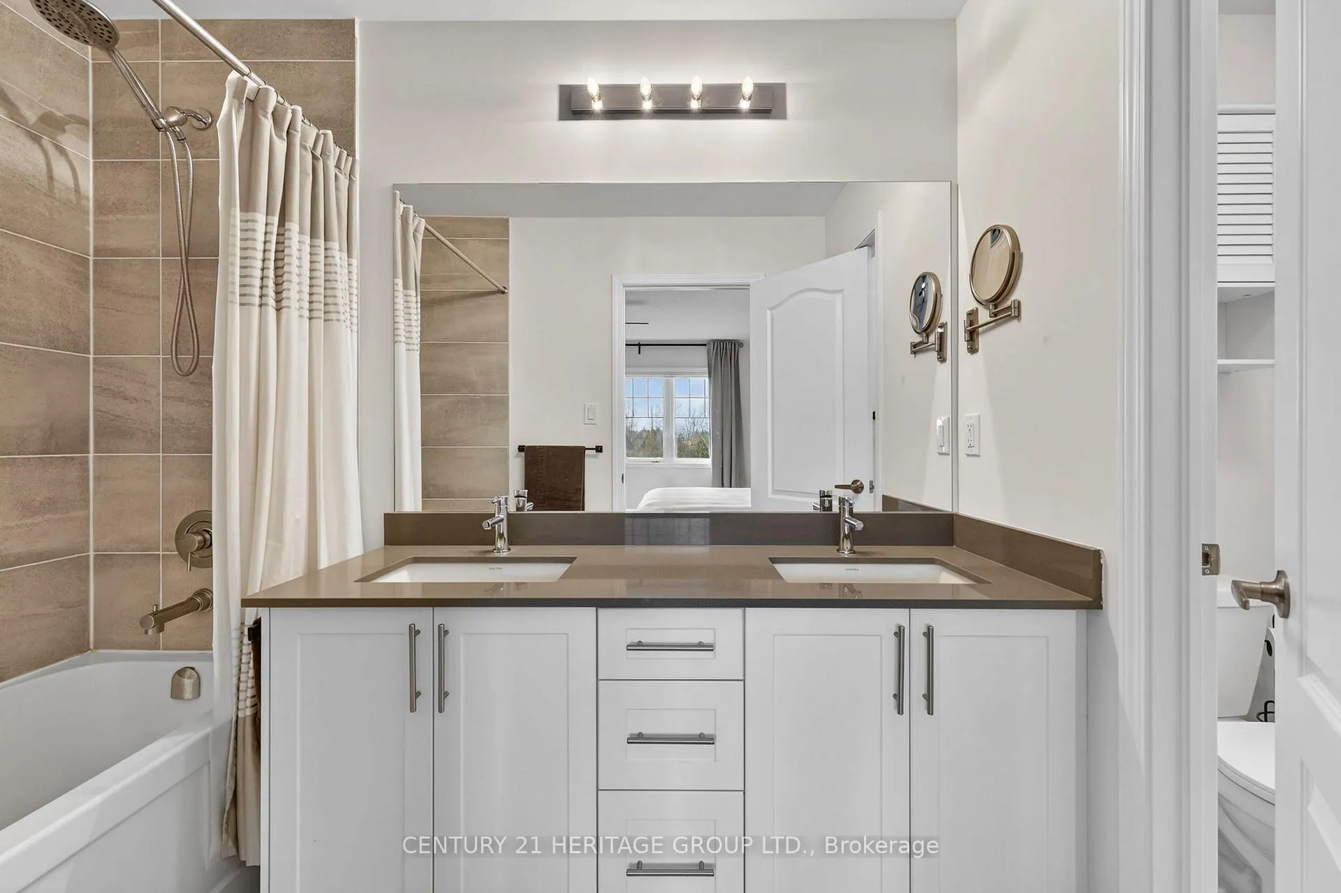 Photo 24 of 31 Abby Drive, Wasaga Beach — HOMEH