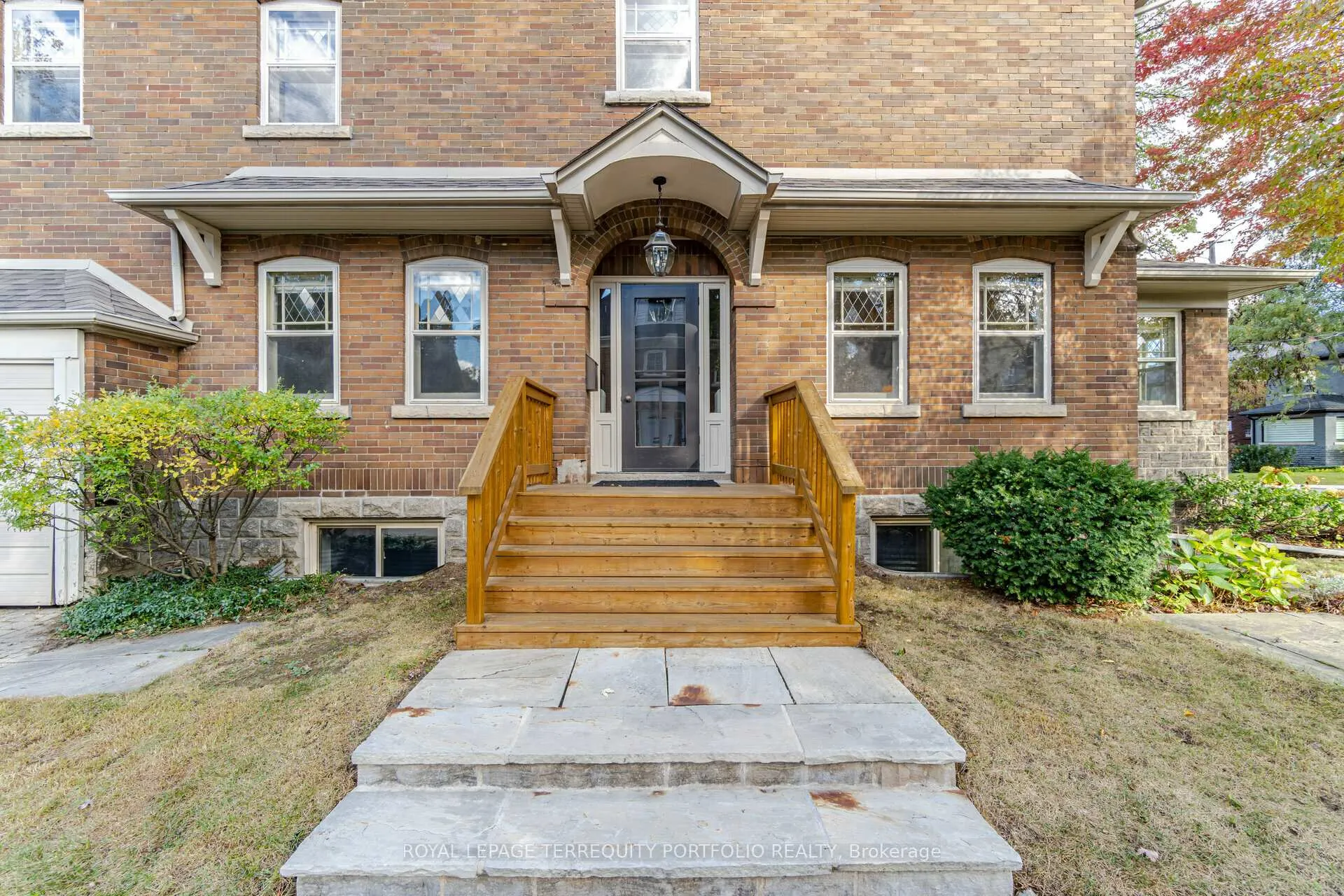 Photo 4 of 20 Anderson Avenue, Toronto, Yonge-Eglinton — HOMEH