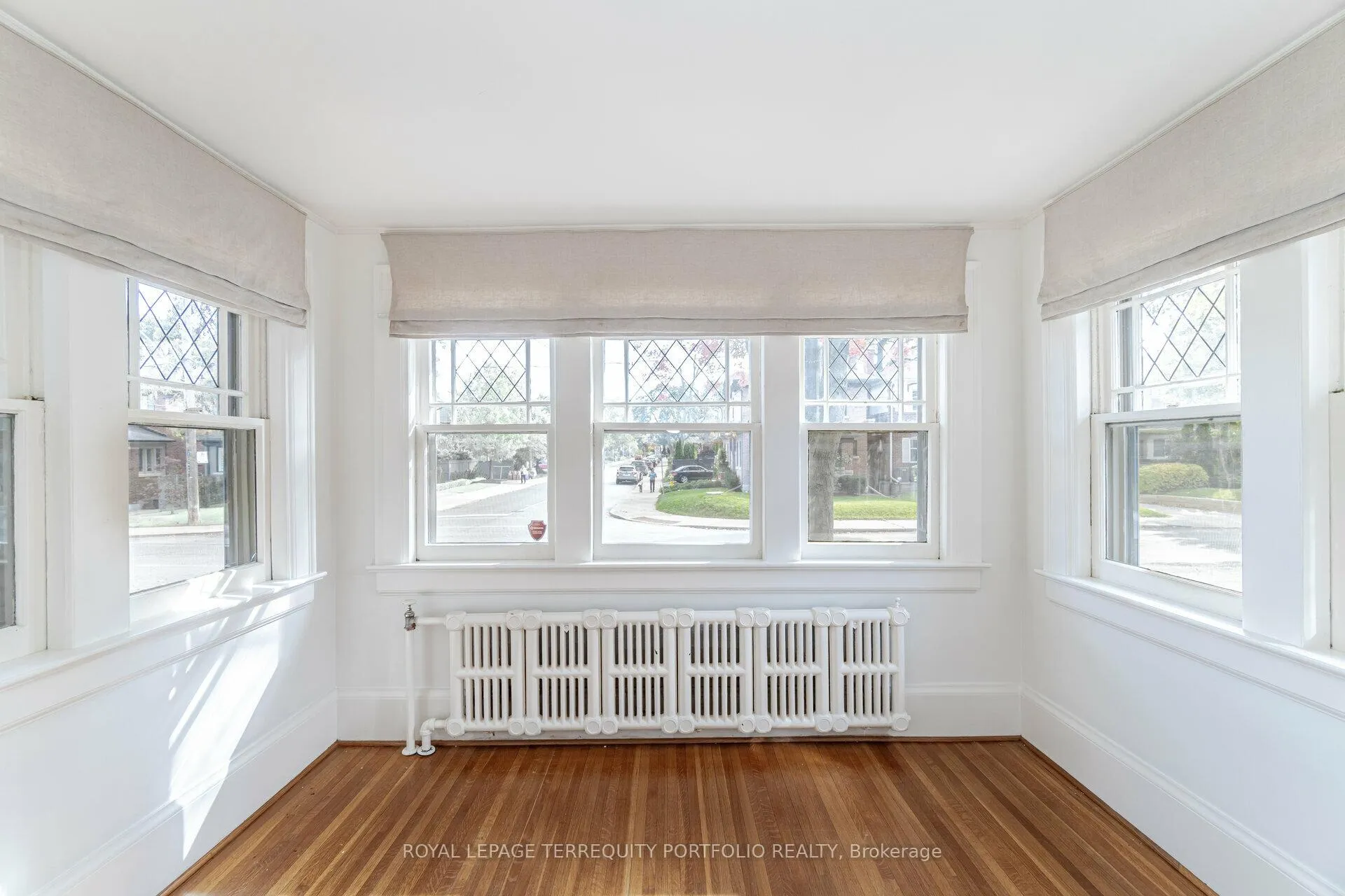 Photo 11 of 20 Anderson Avenue, Toronto, Yonge-Eglinton — HOMEH