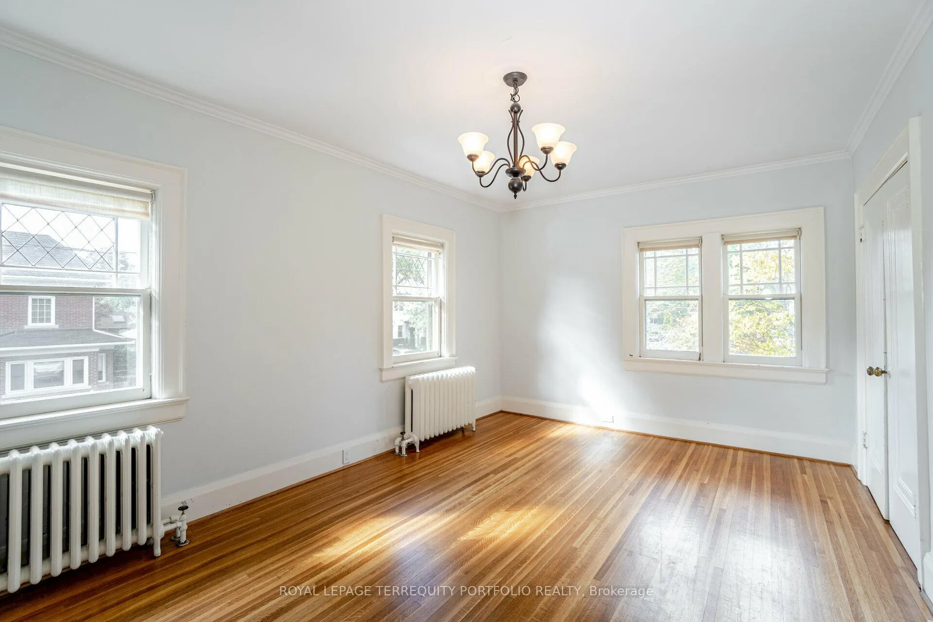 Photo 24 of 20 Anderson Avenue, Toronto, Yonge-Eglinton — HOMEH