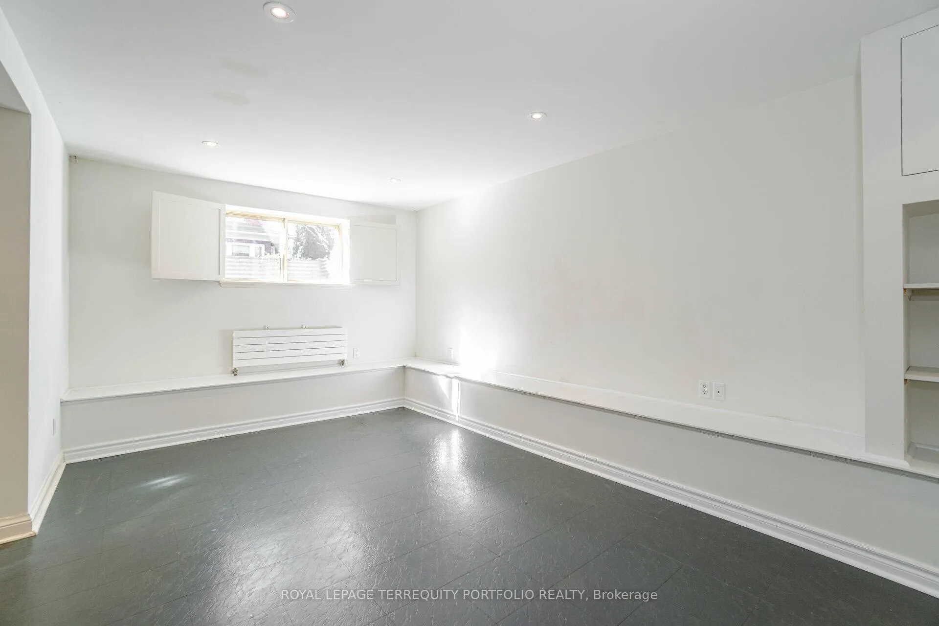 Photo 36 of 20 Anderson Avenue, Toronto, Yonge-Eglinton — HOMEH