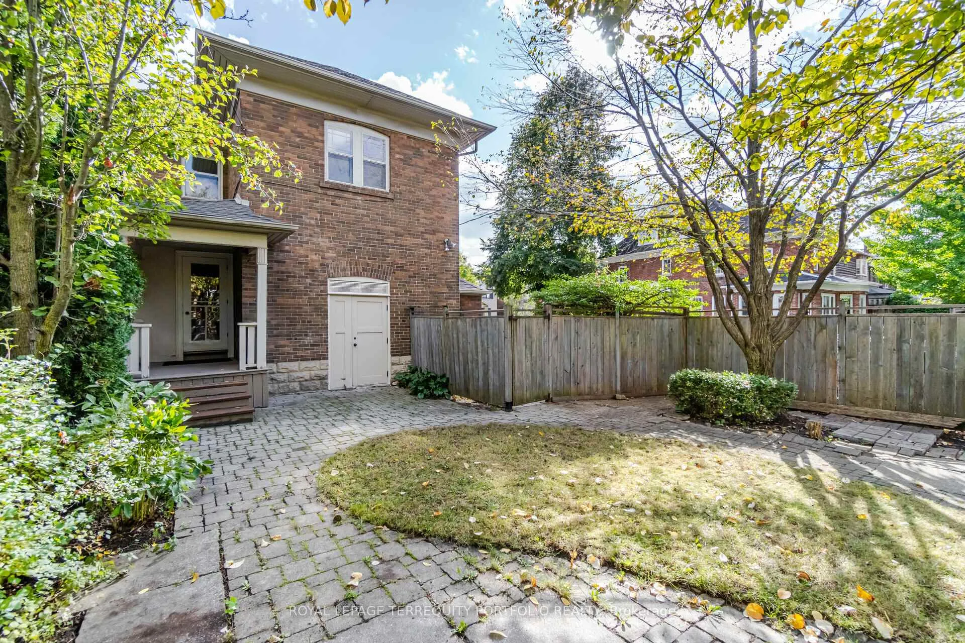 Photo 48 of 20 Anderson Avenue, Toronto, Yonge-Eglinton — HOMEH