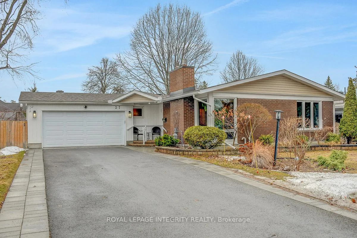 Front of 27 Birchview Road