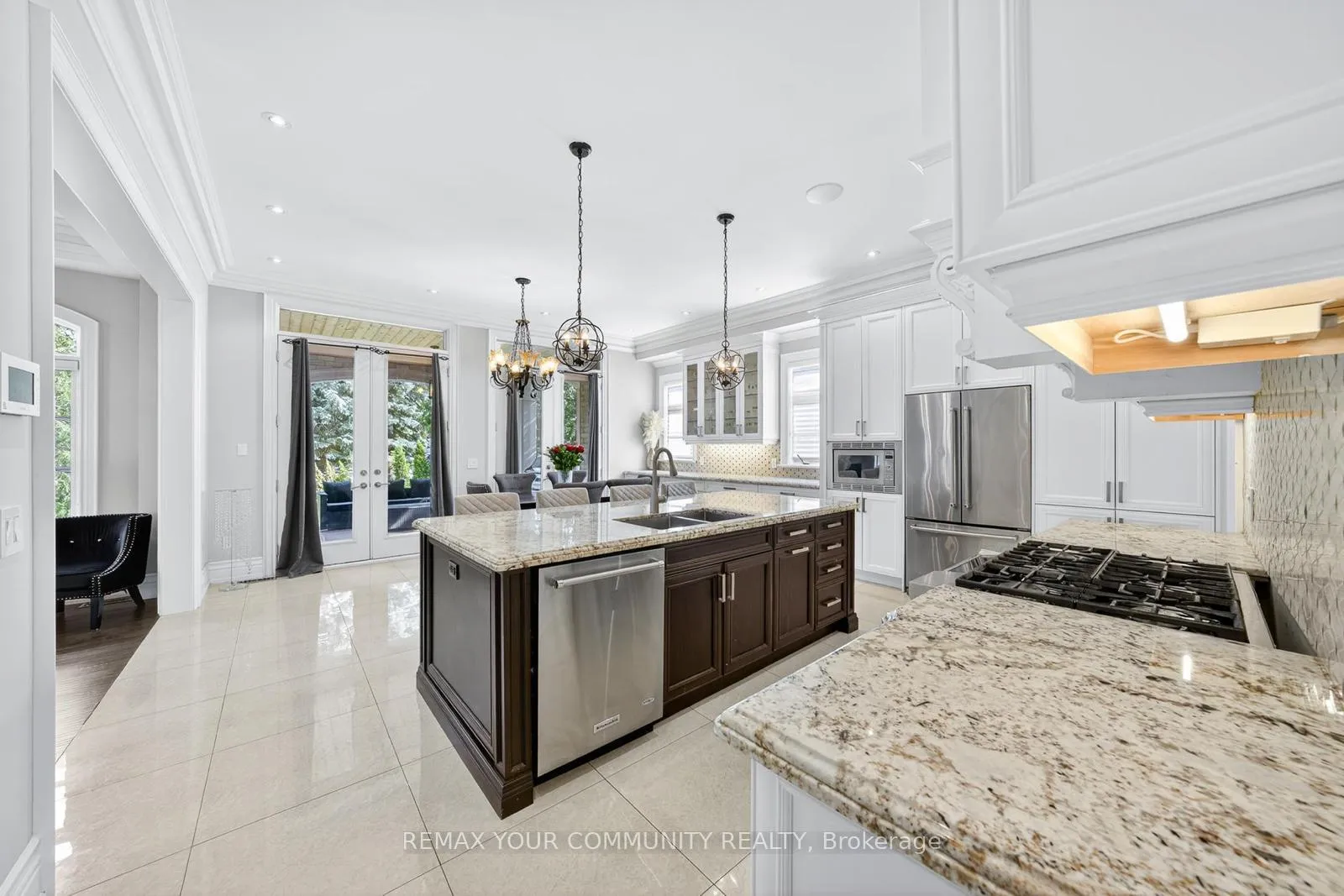 Photo 18 of 1 Lancer Drive, Vaughan, Maple — HOMEH