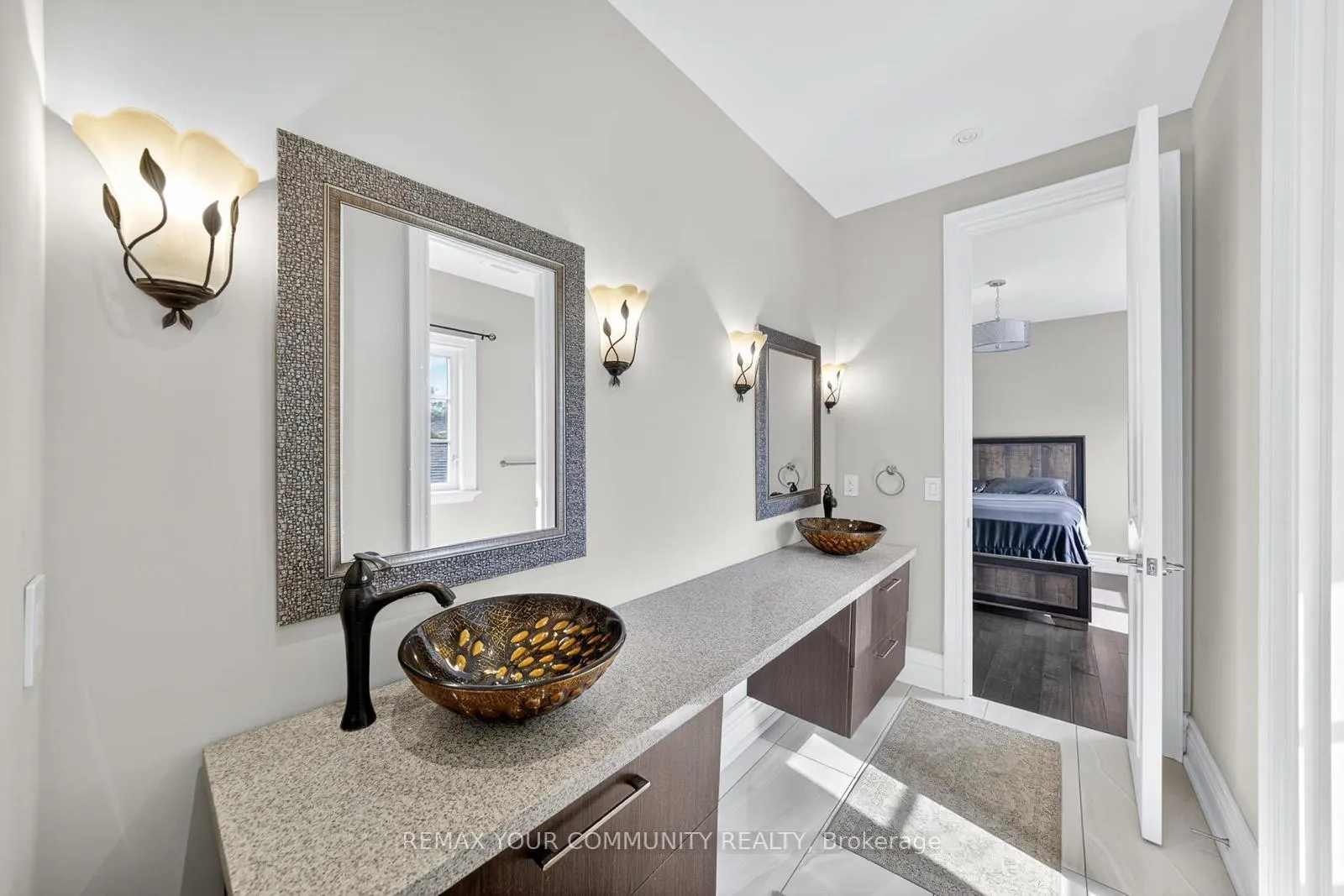 Photo 33 of 1 Lancer Drive, Vaughan, Maple — HOMEH